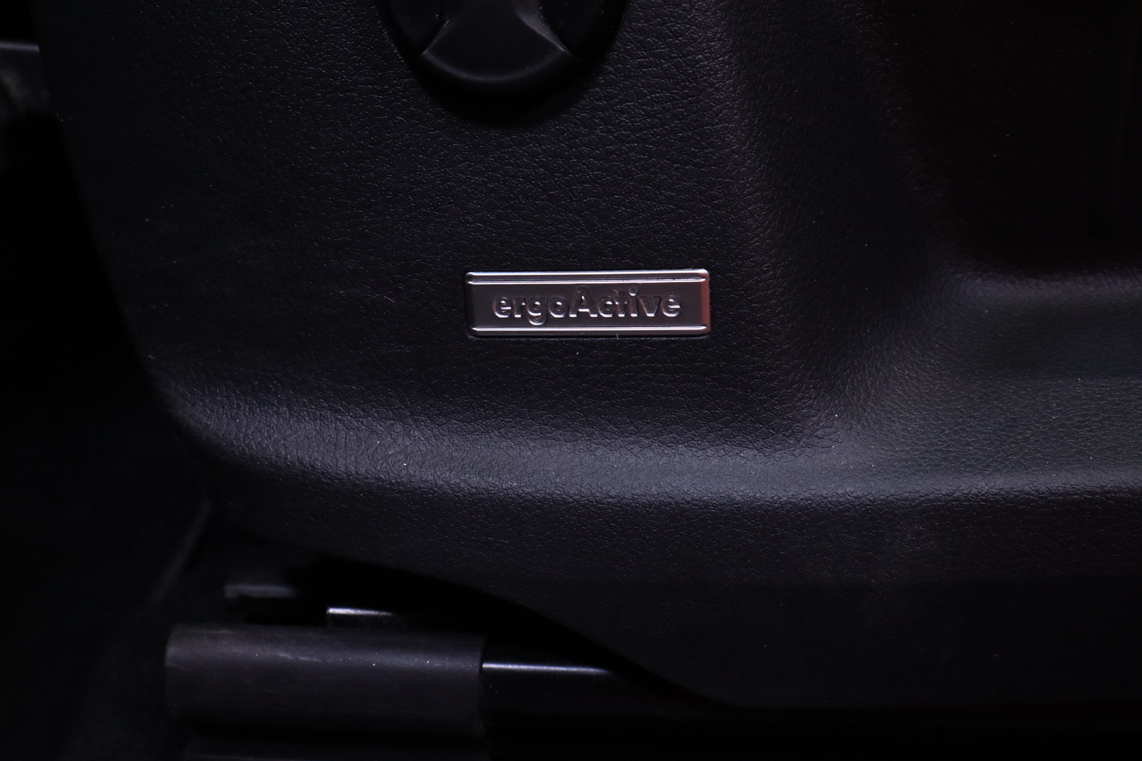 VOLKSWAGEN Touran 2018