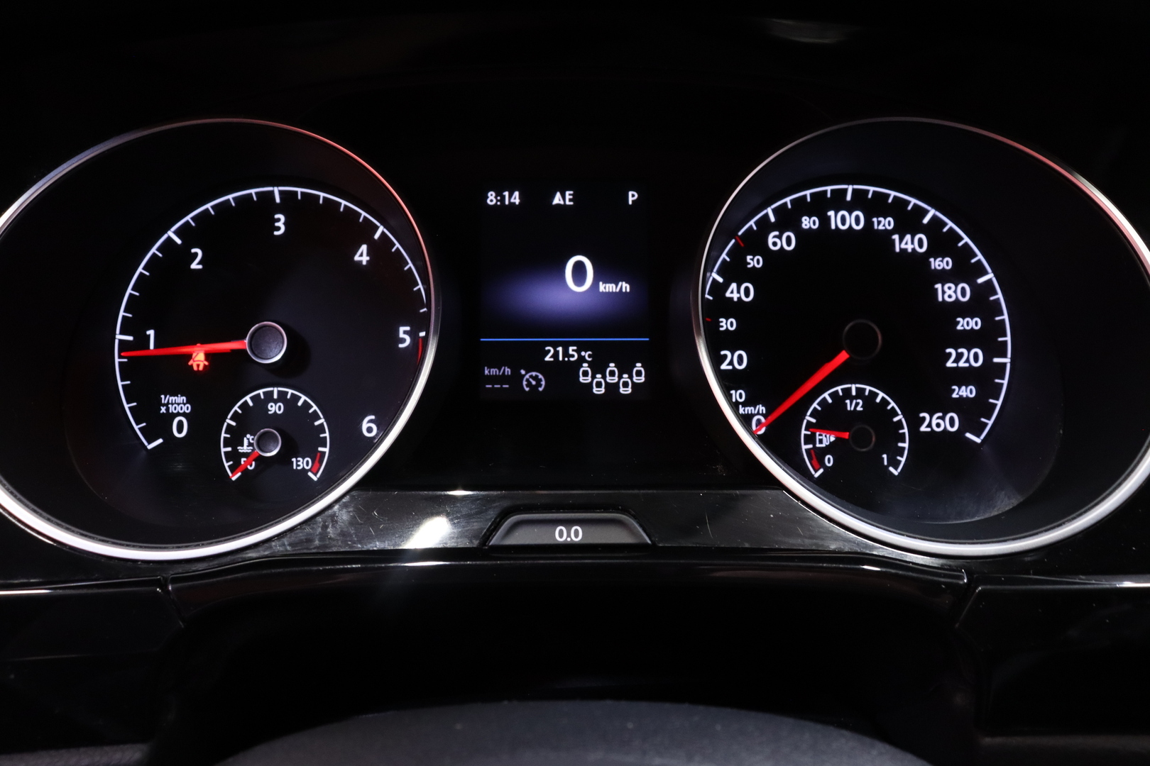 VOLKSWAGEN Touran 2018