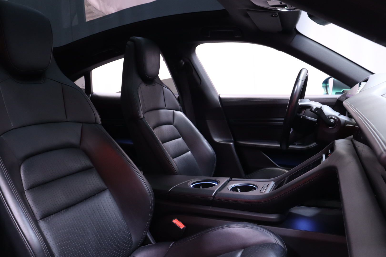 PORSCHE Taycan 2021