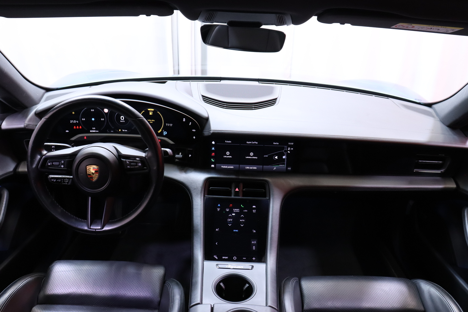 PORSCHE Taycan 2021