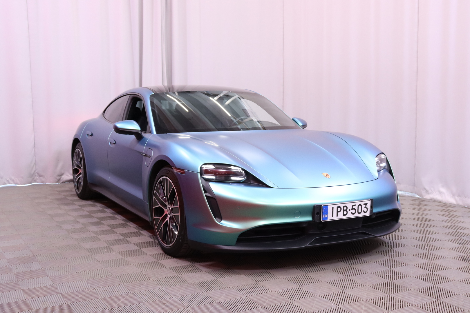 PORSCHE Taycan 2021