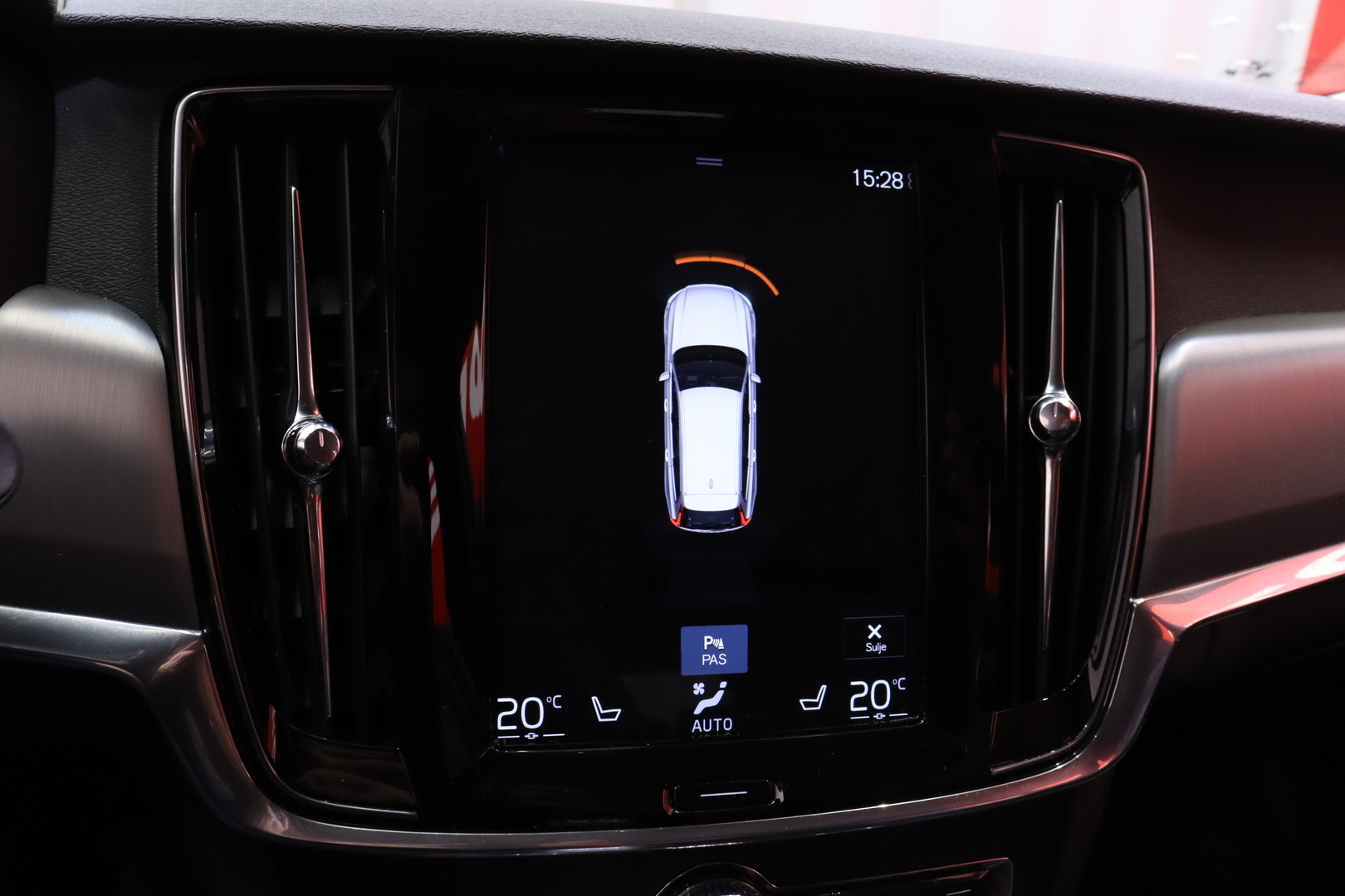 VOLVO V90 2018