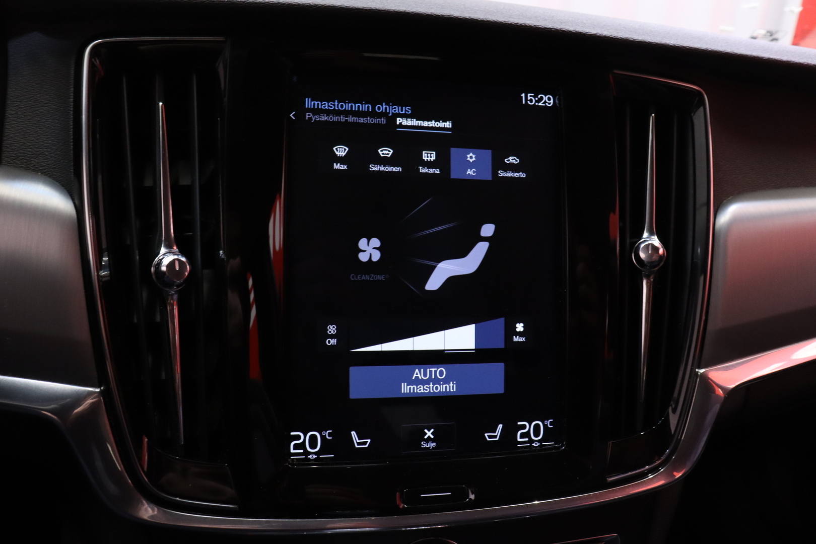 VOLVO V90 2018