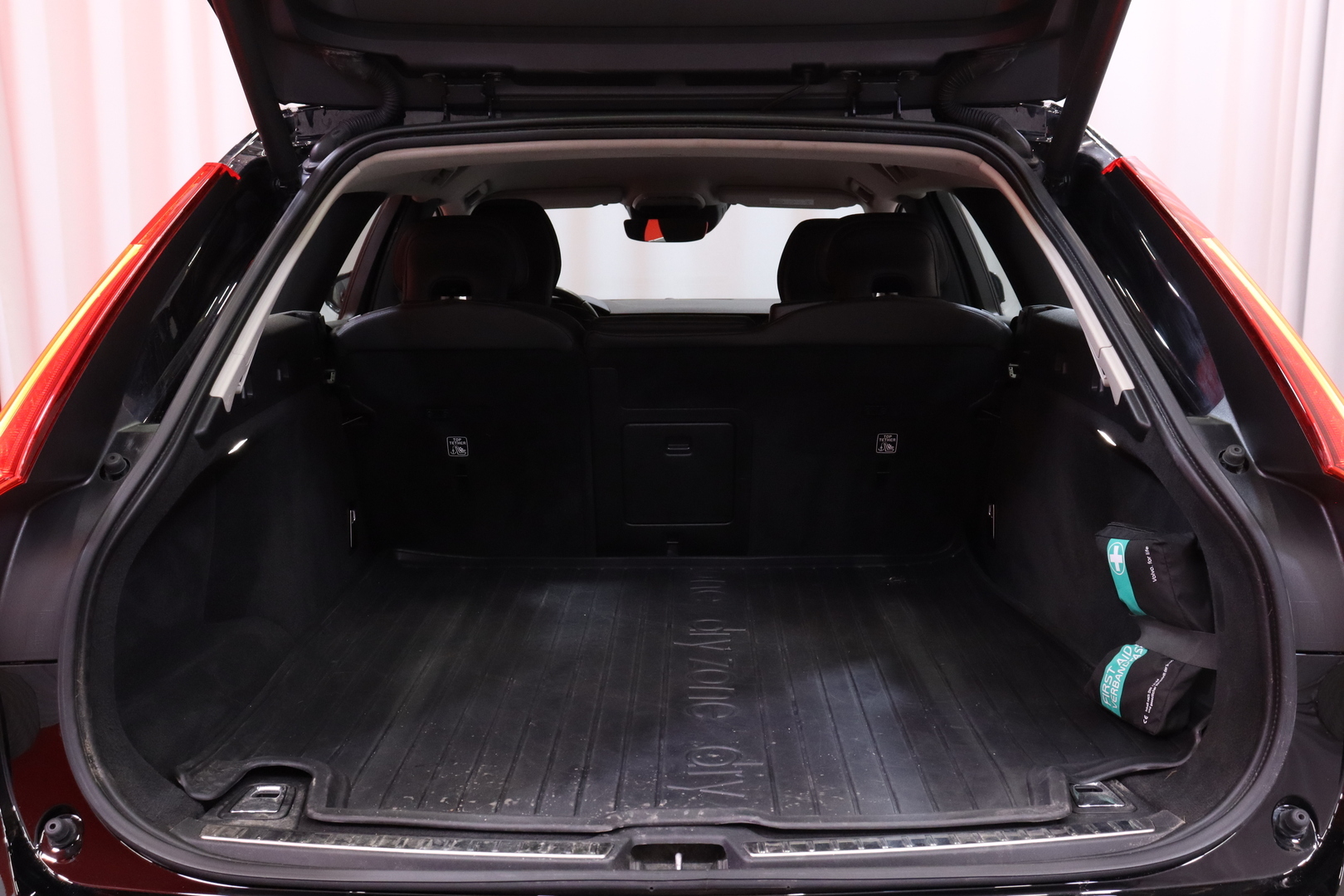 VOLVO V90 2018