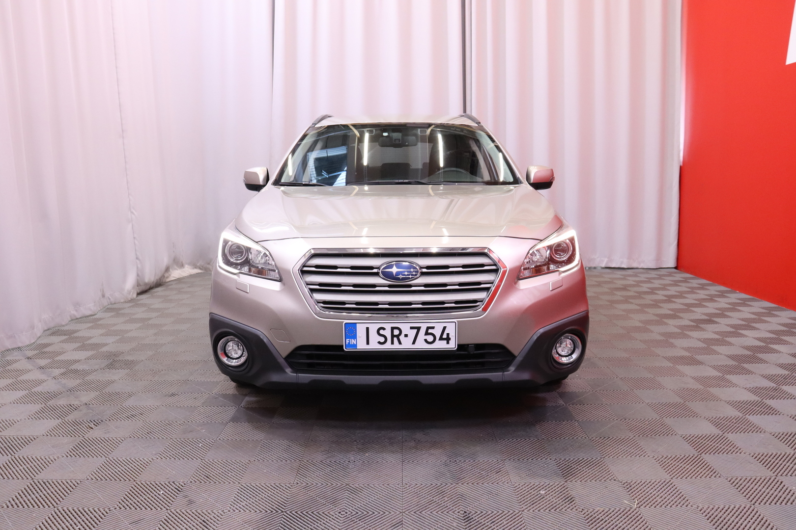 SUBARU Outback 2018