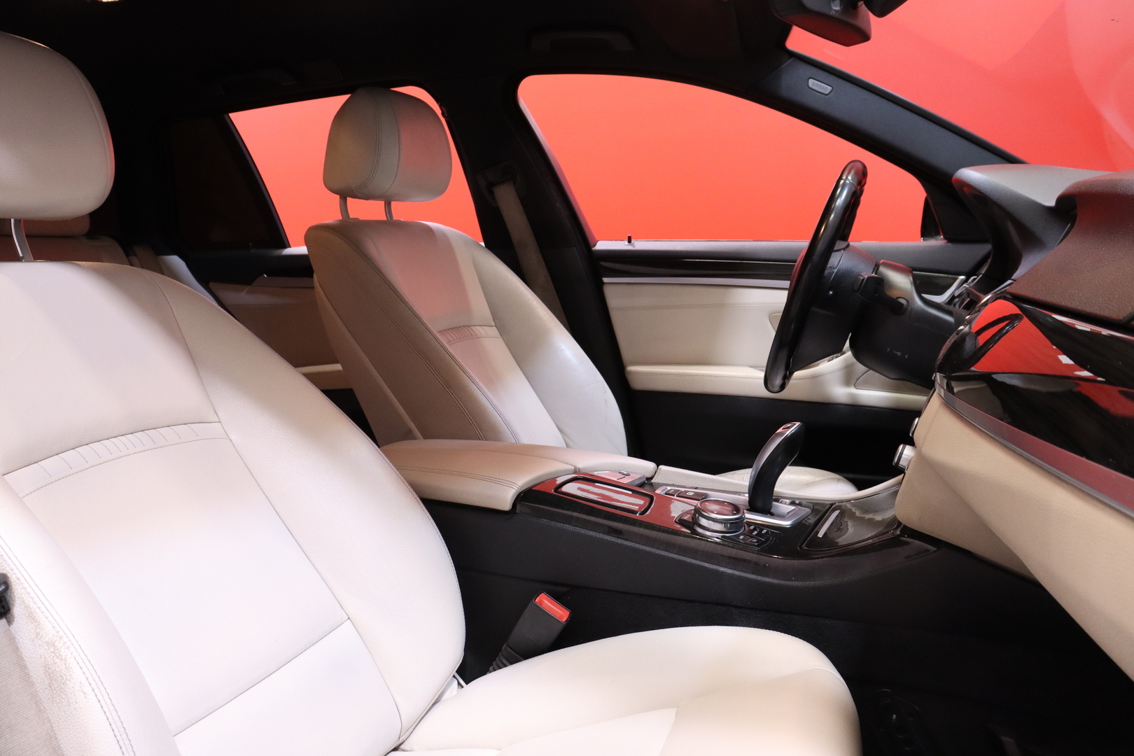 BMW 525 2014