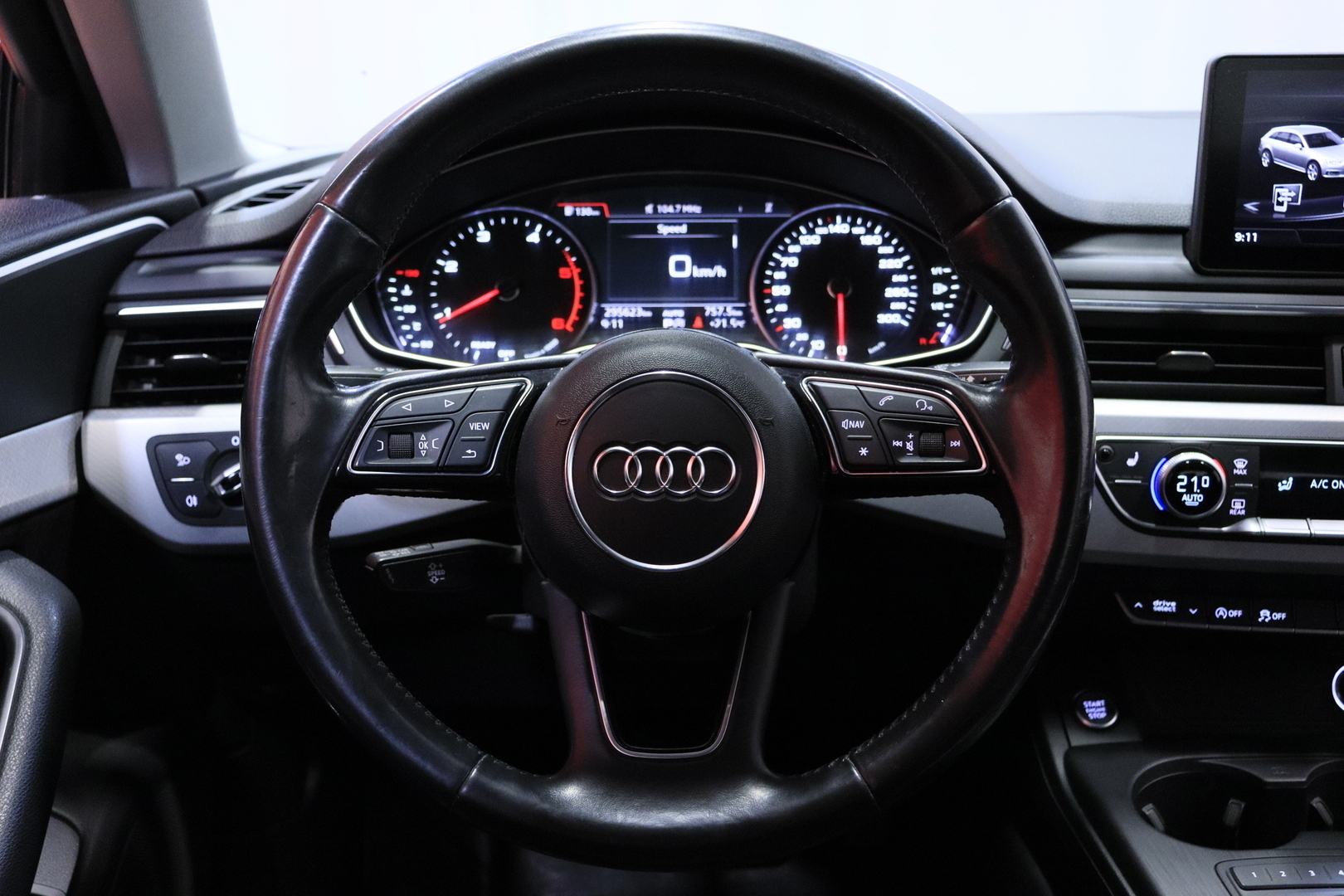 AUDI A4 2016