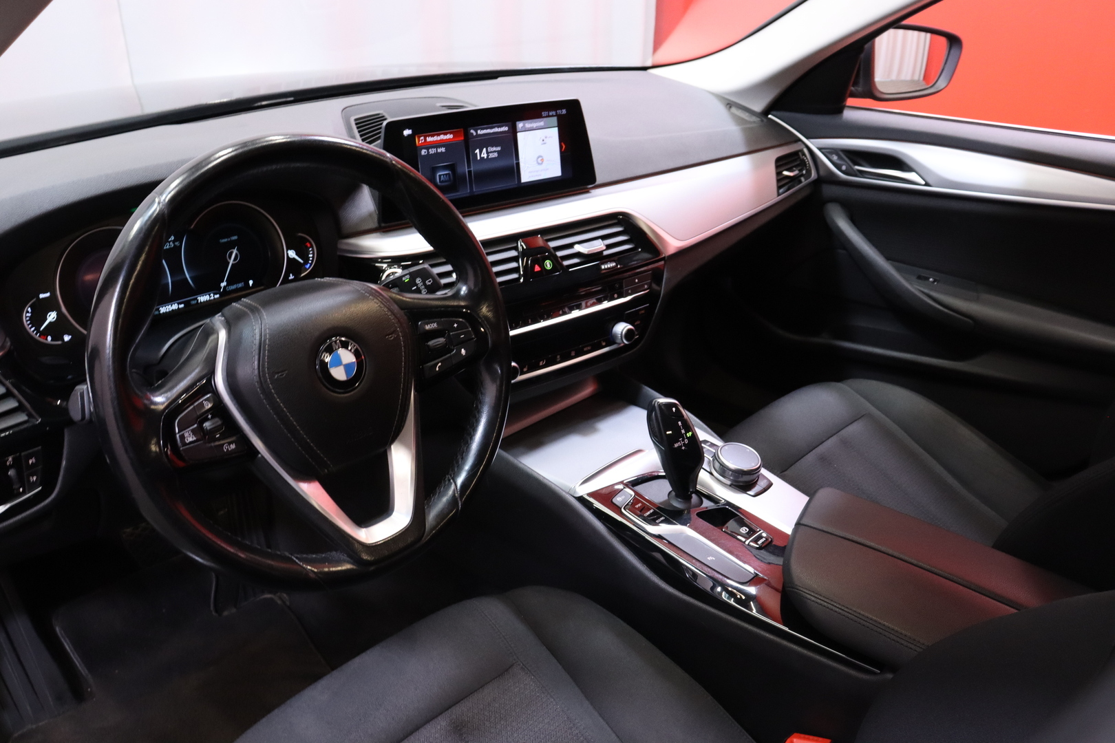 BMW 520 2019