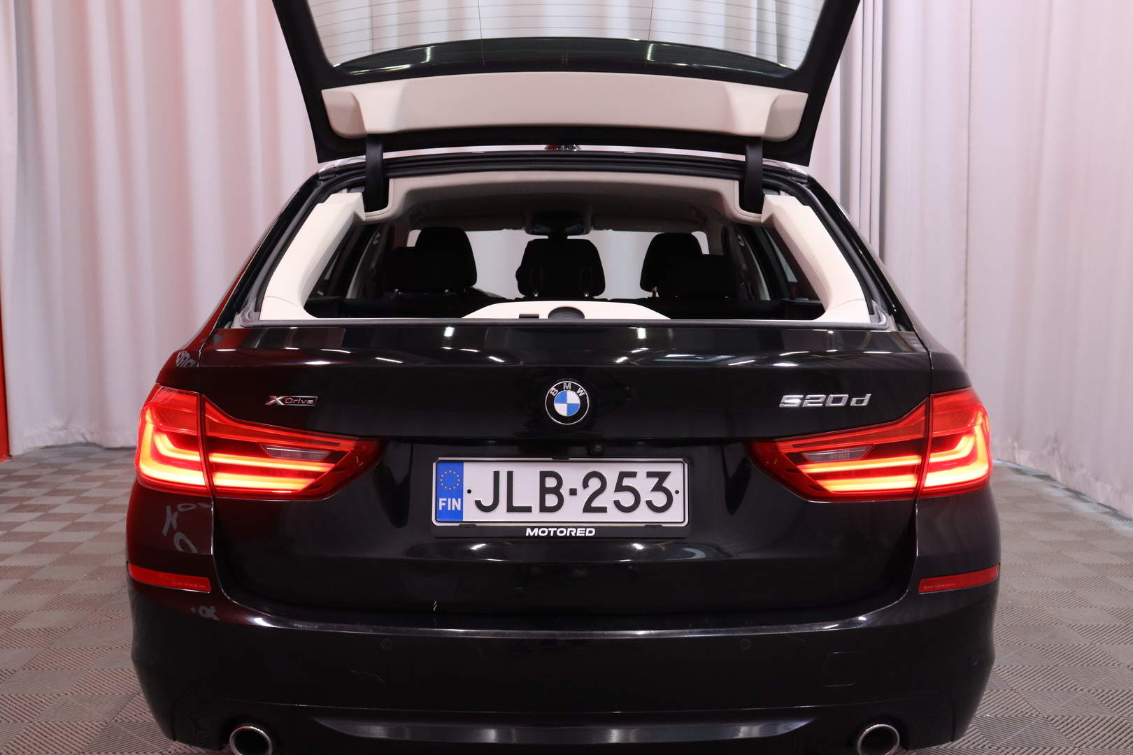 BMW 520 2019