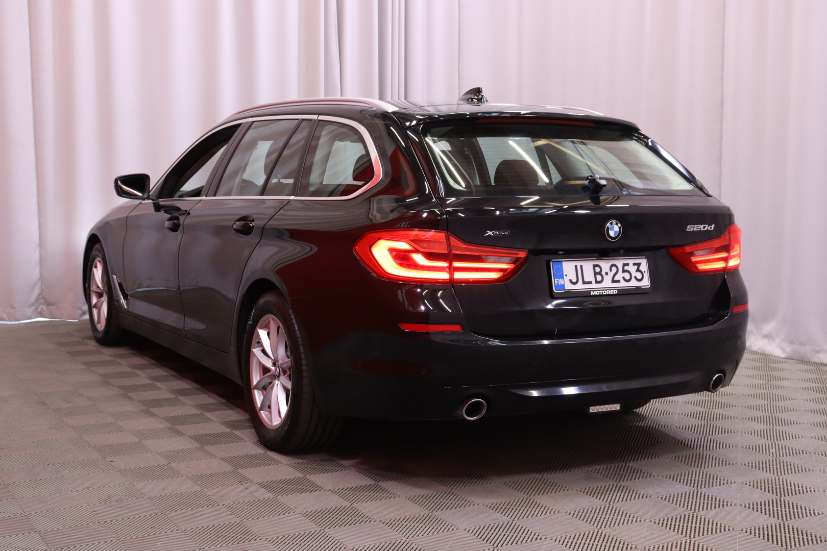 BMW 520 2019