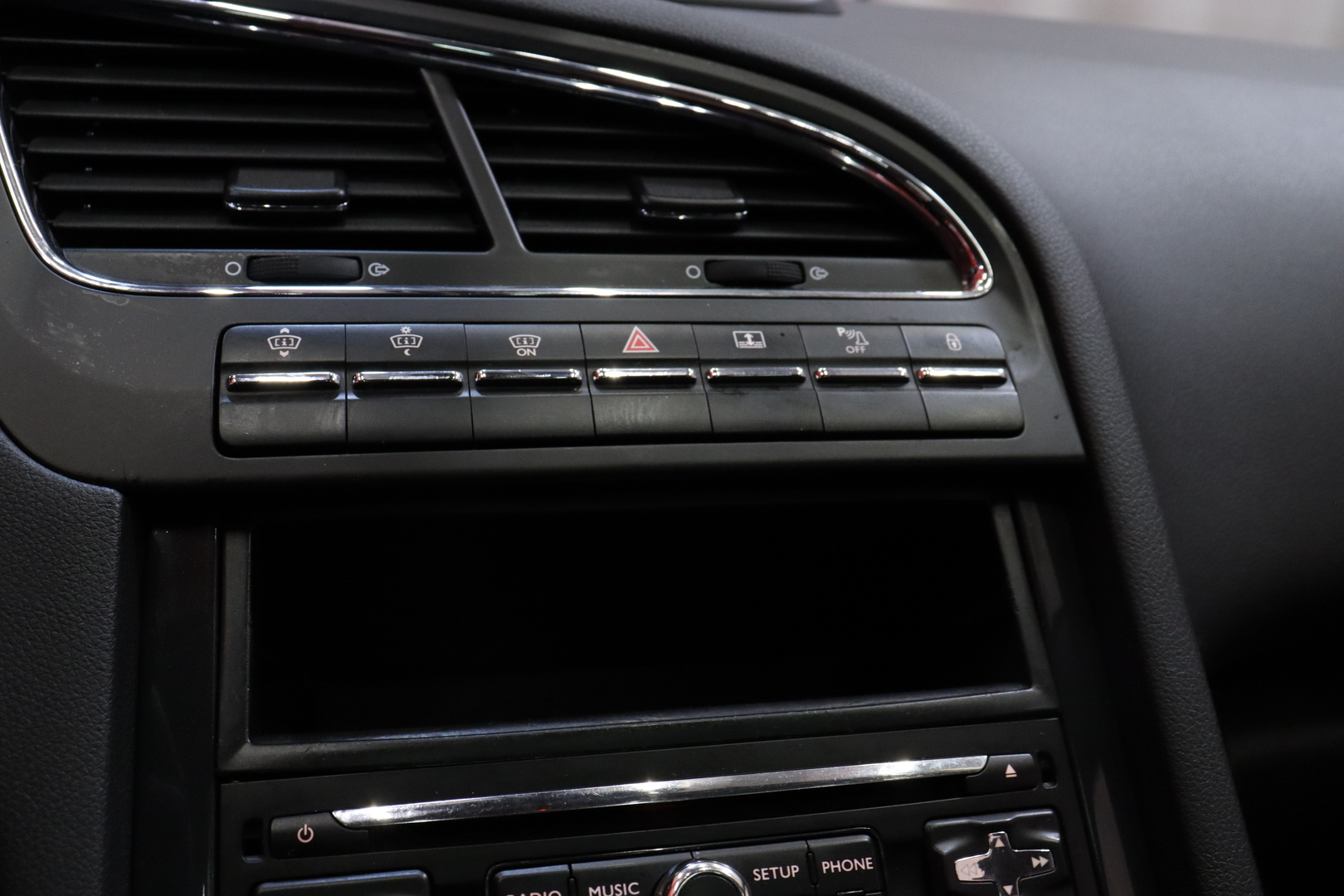 PEUGEOT 5008 2014