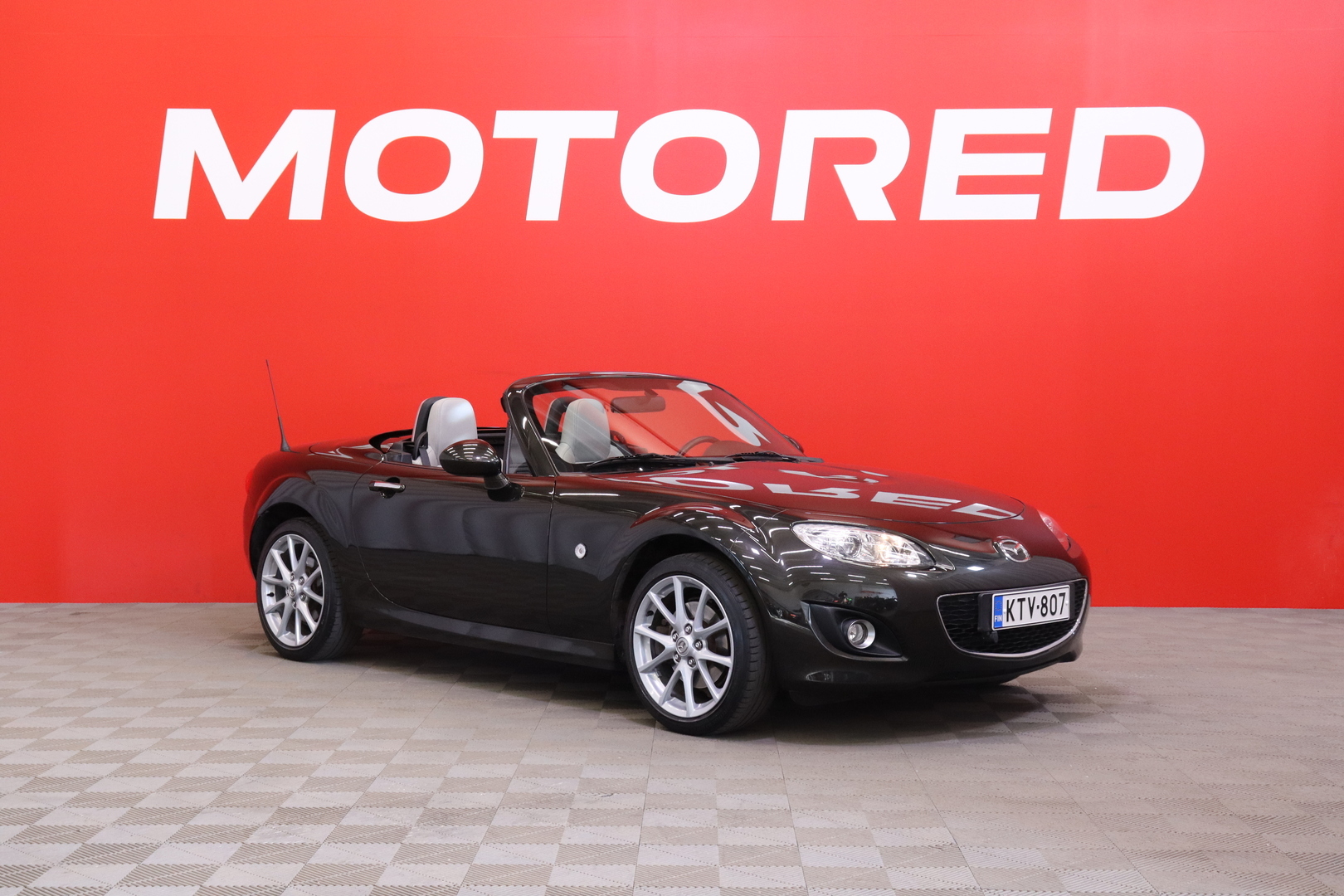 MAZDA MX-5 2011