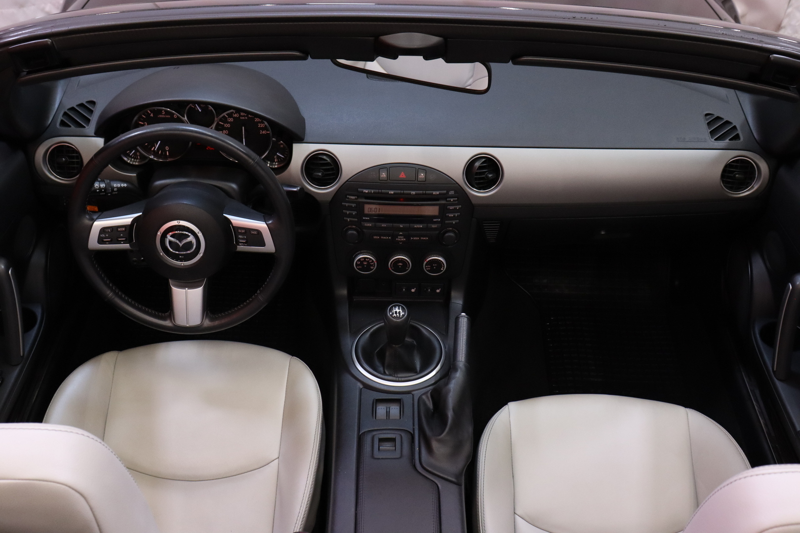MAZDA MX-5 2011