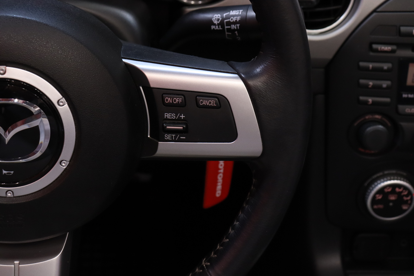 MAZDA MX-5 2011