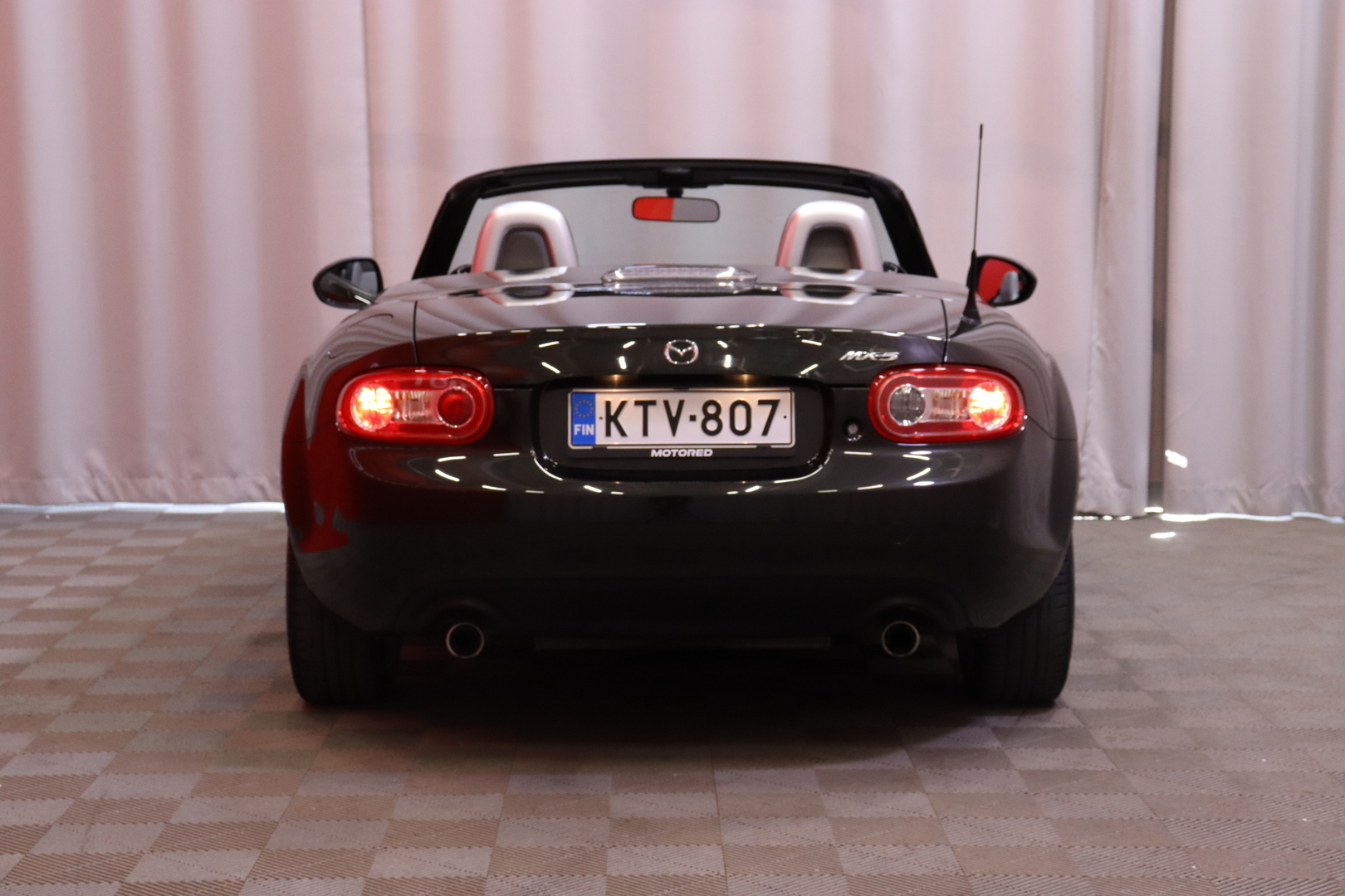 MAZDA MX-5 2011