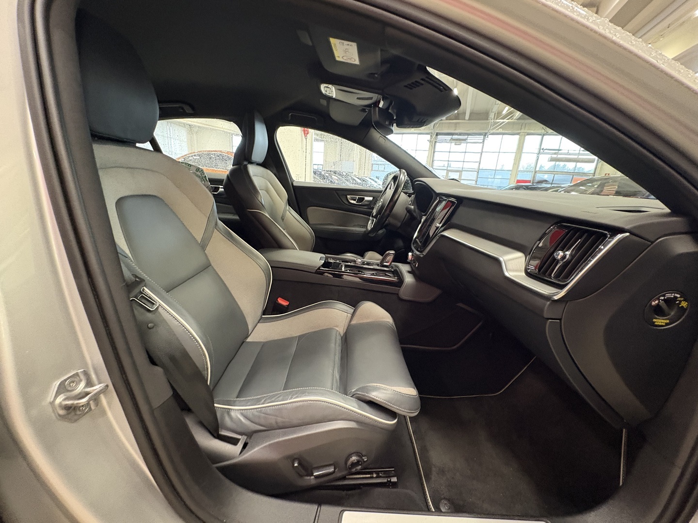 VOLVO S60 2021
