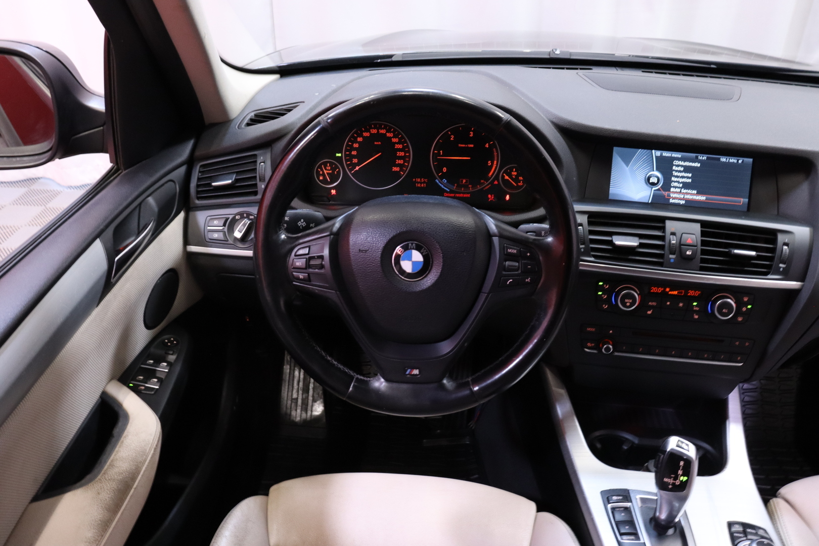 BMW X3 2011