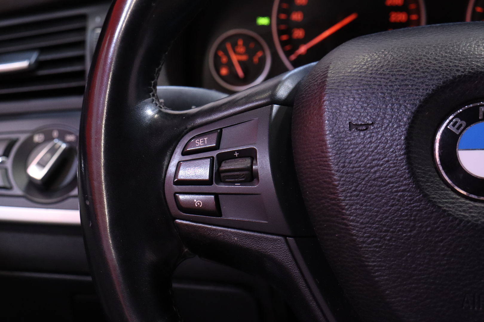 BMW X3 2011
