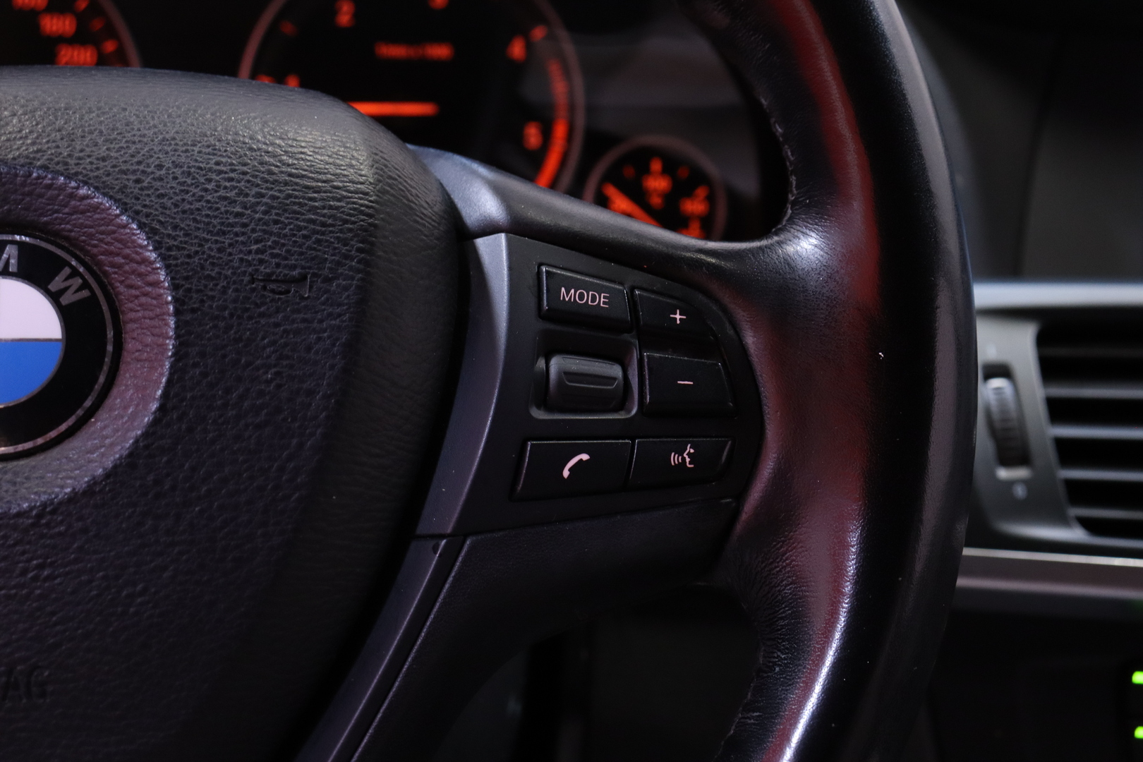 BMW X3 2011
