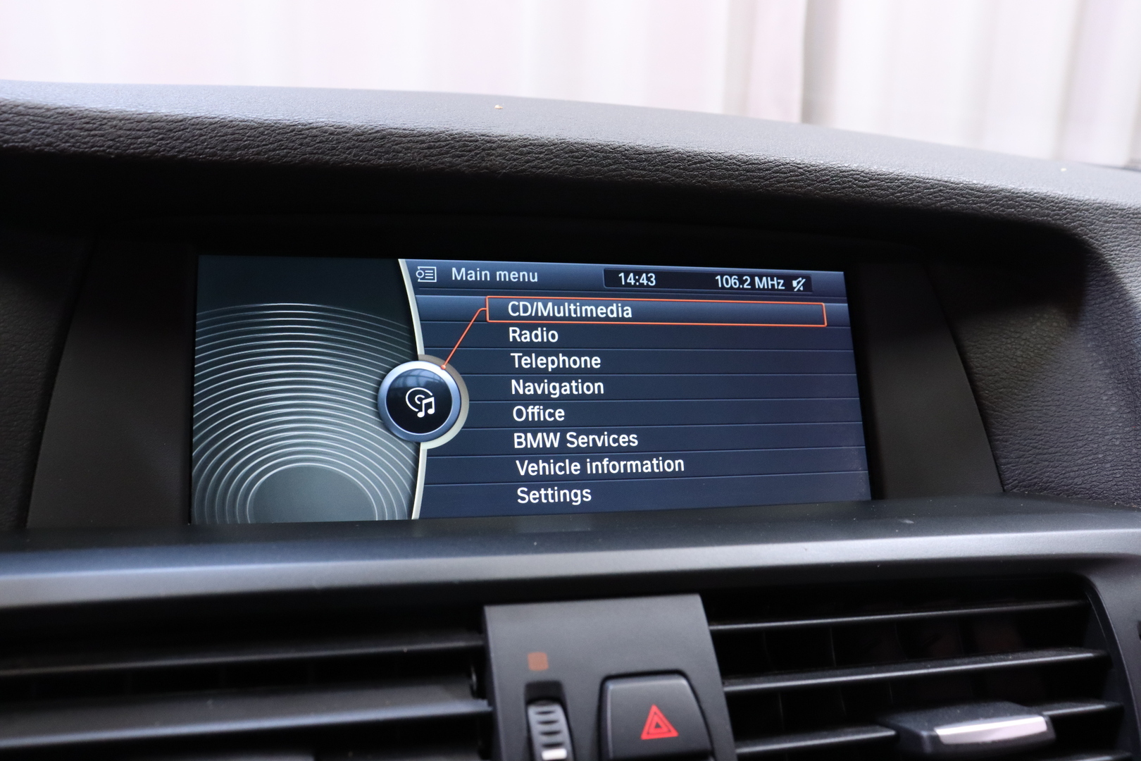 BMW X3 2011
