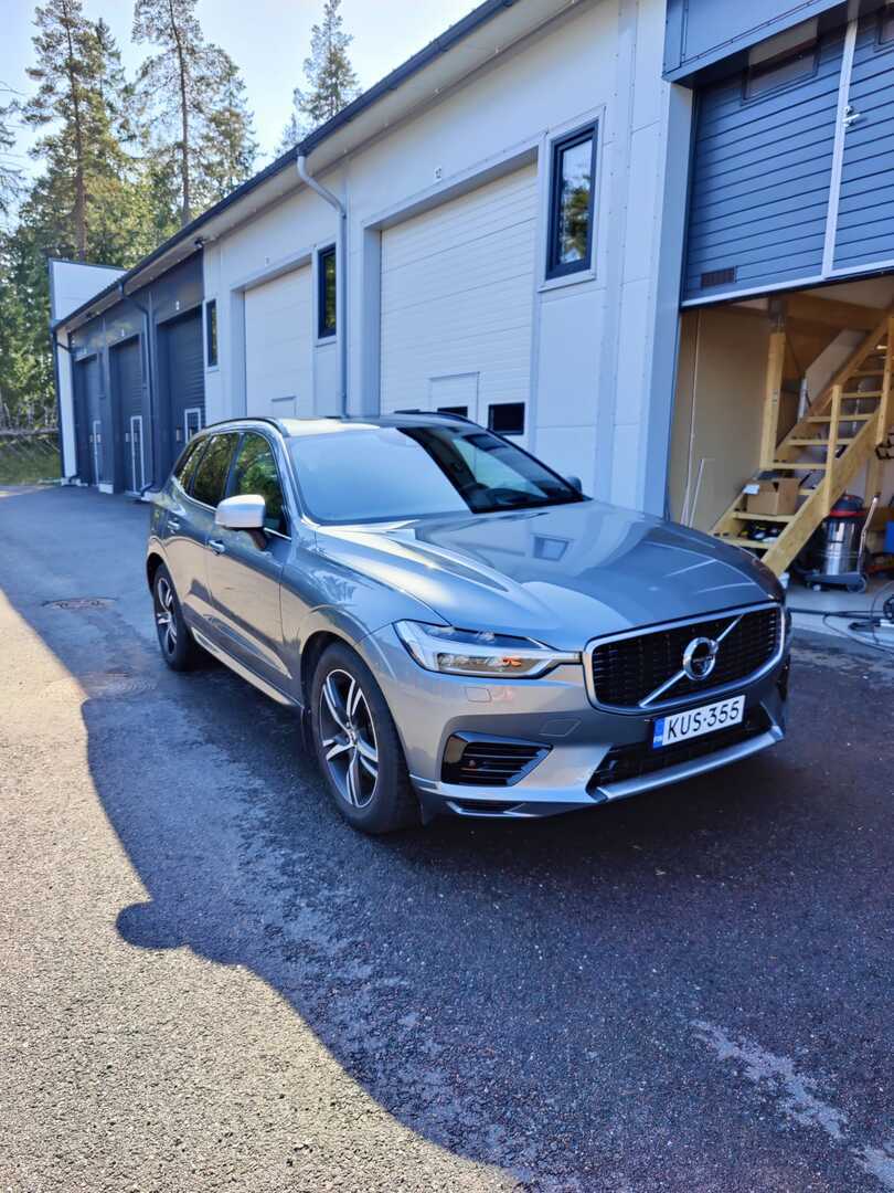 VOLVO XC60 2019