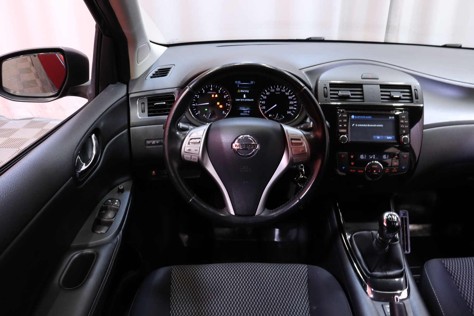 NISSAN Pulsar 2015