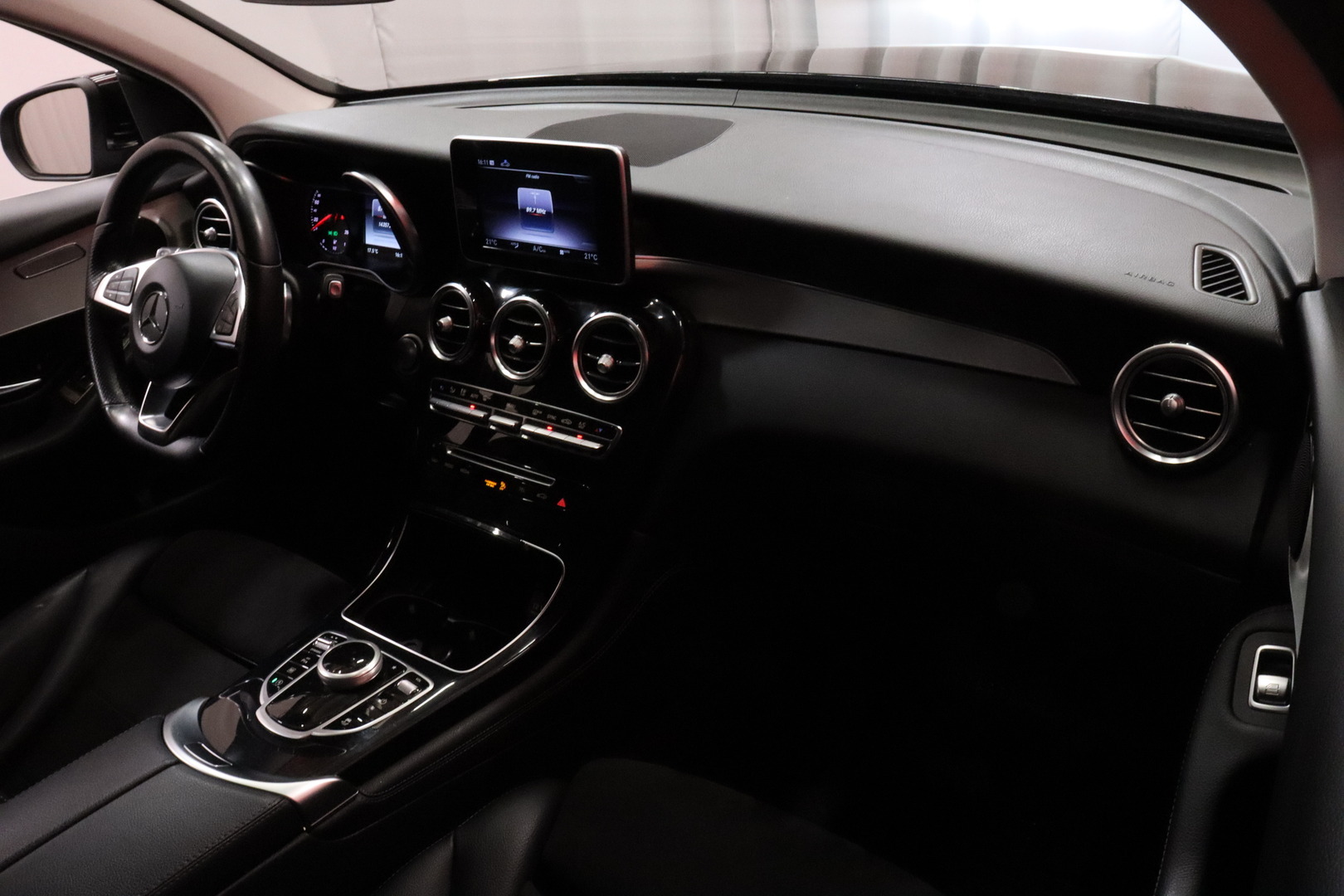 MERCEDES-BENZ GLC 2018
