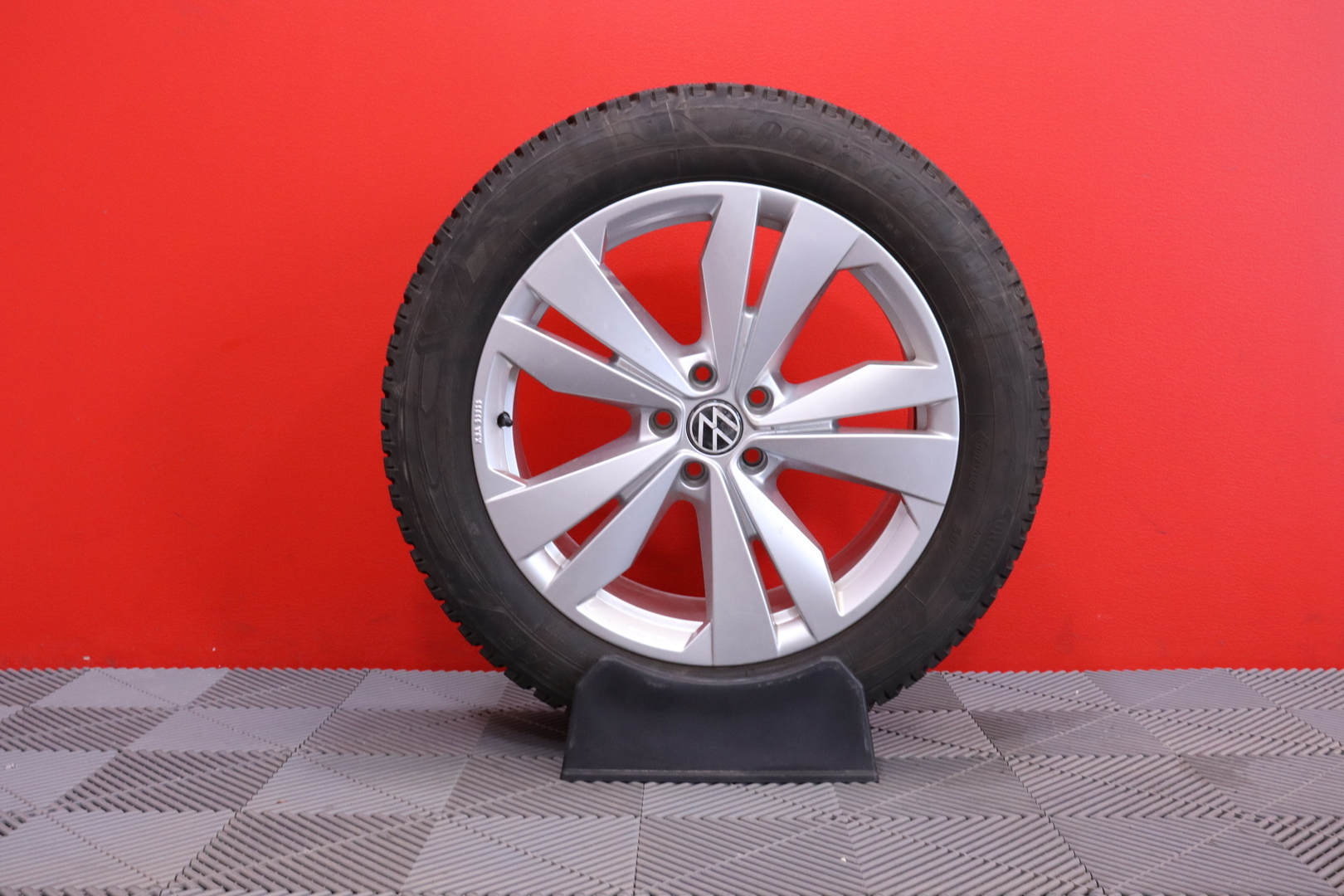 VOLKSWAGEN ID.5 2023