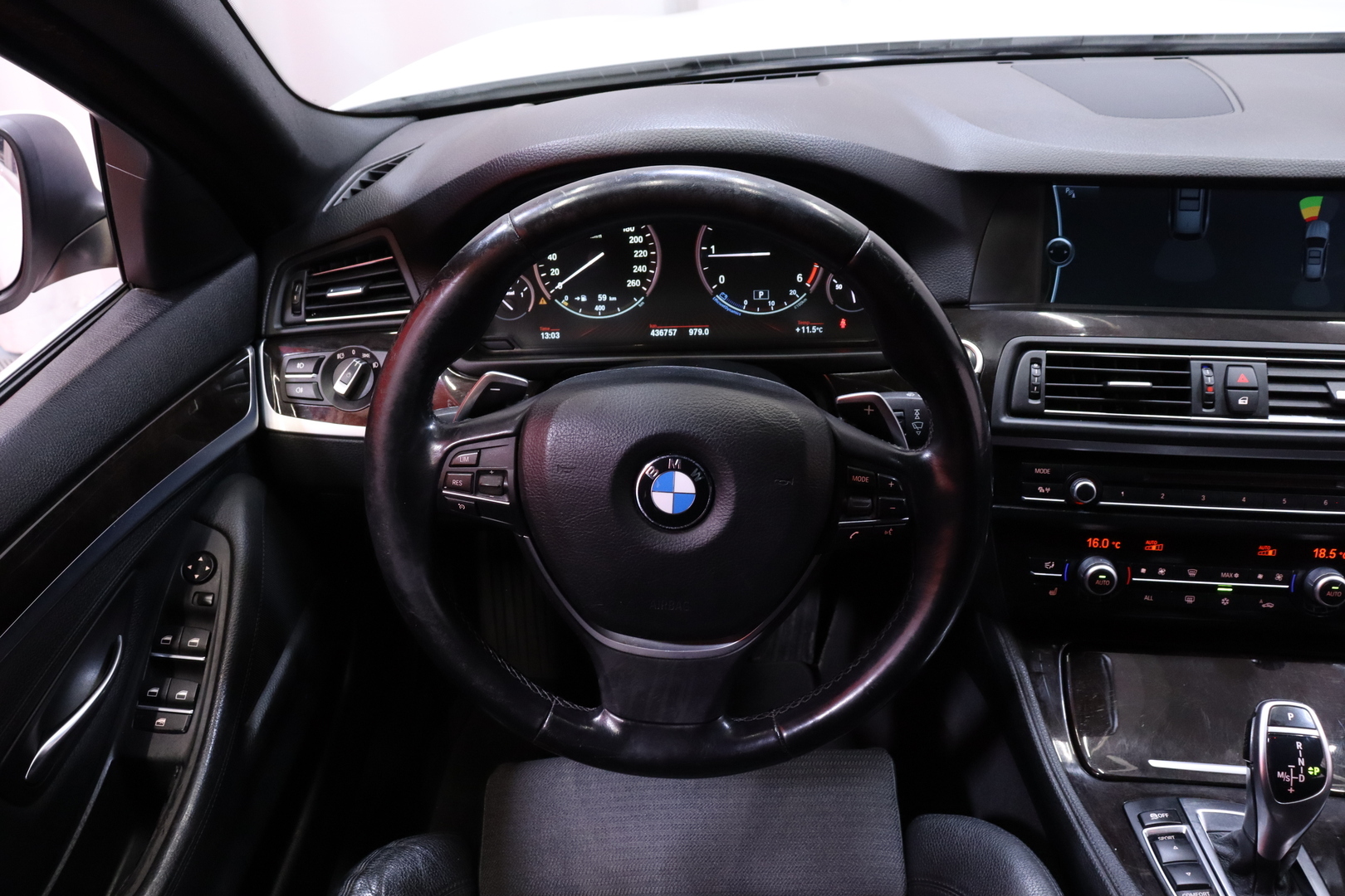 BMW 525 2011