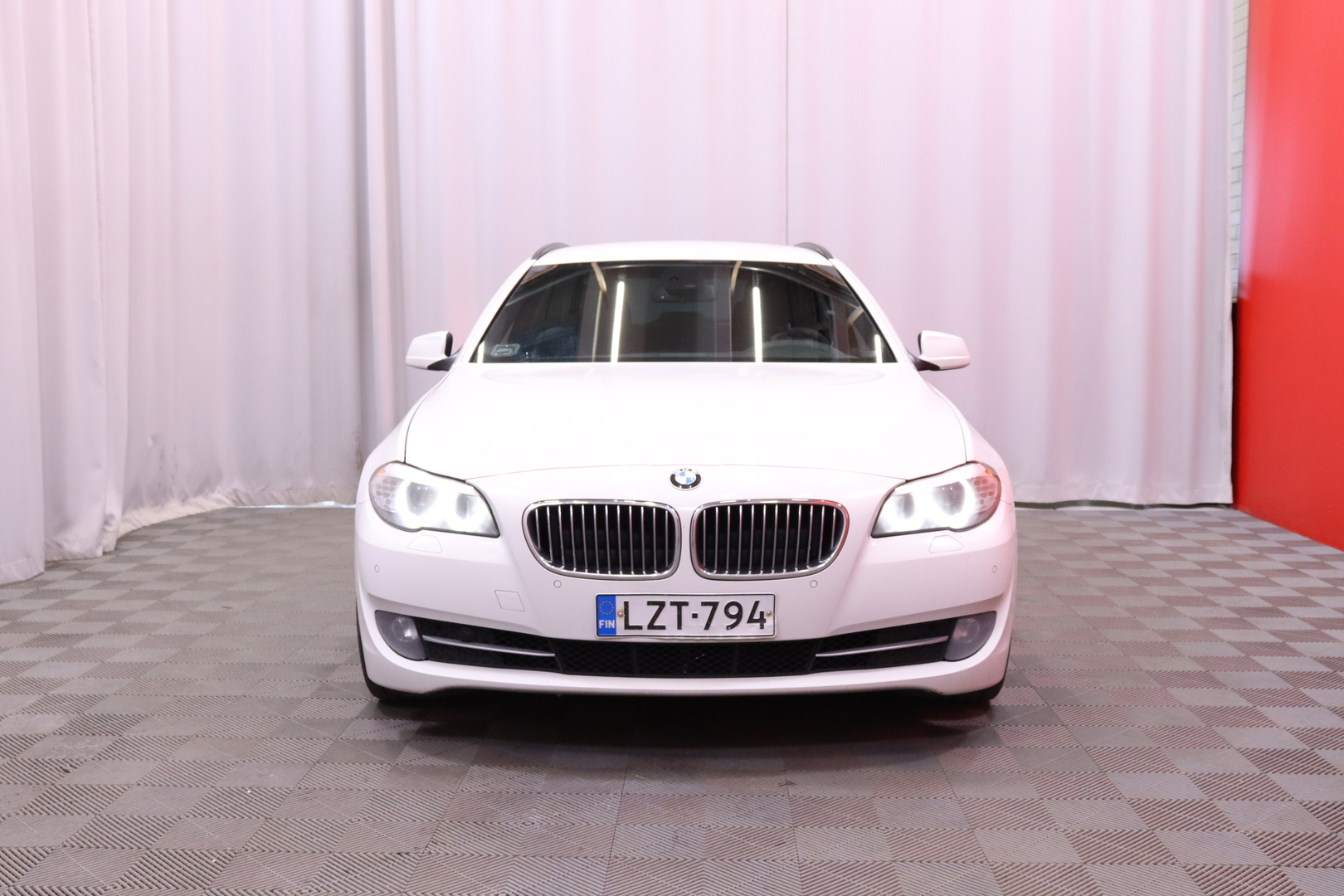BMW 525 2011