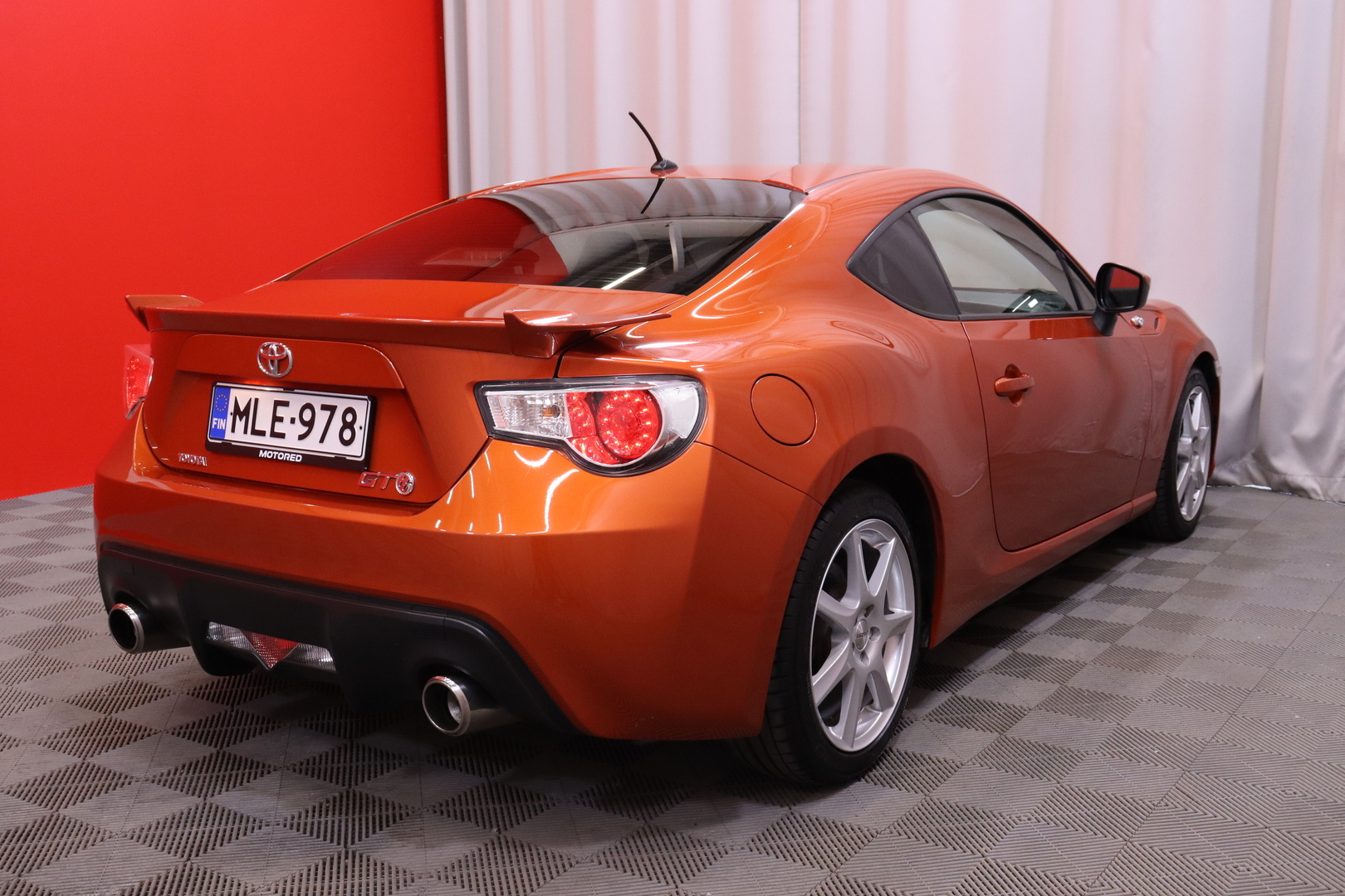 TOYOTA GT86 2013