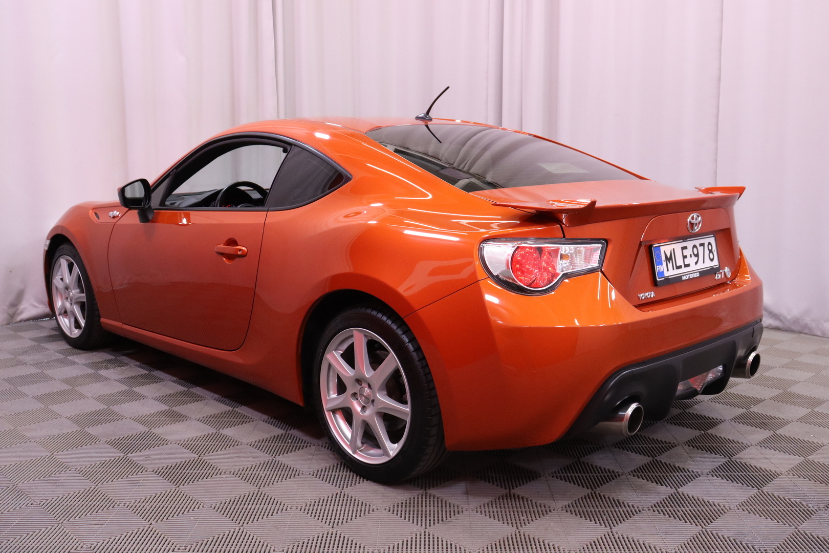 TOYOTA GT86 2013