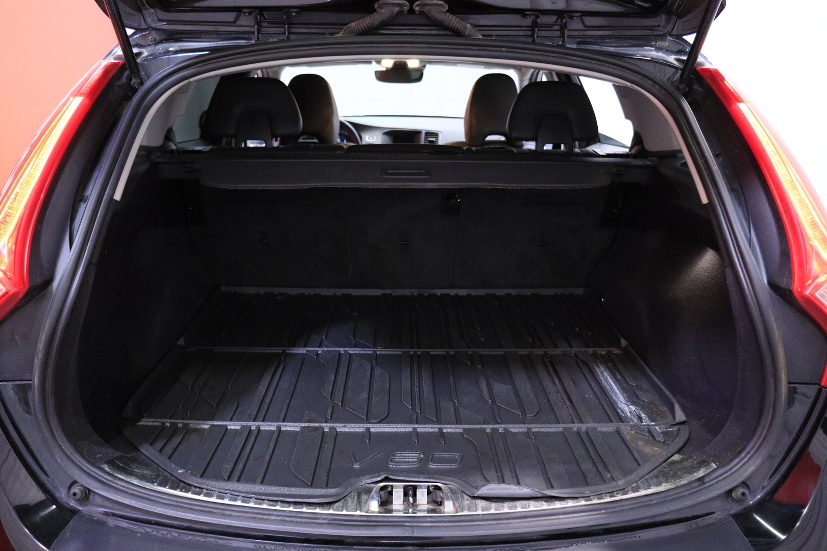 VOLVO V60 Cross Country 2016