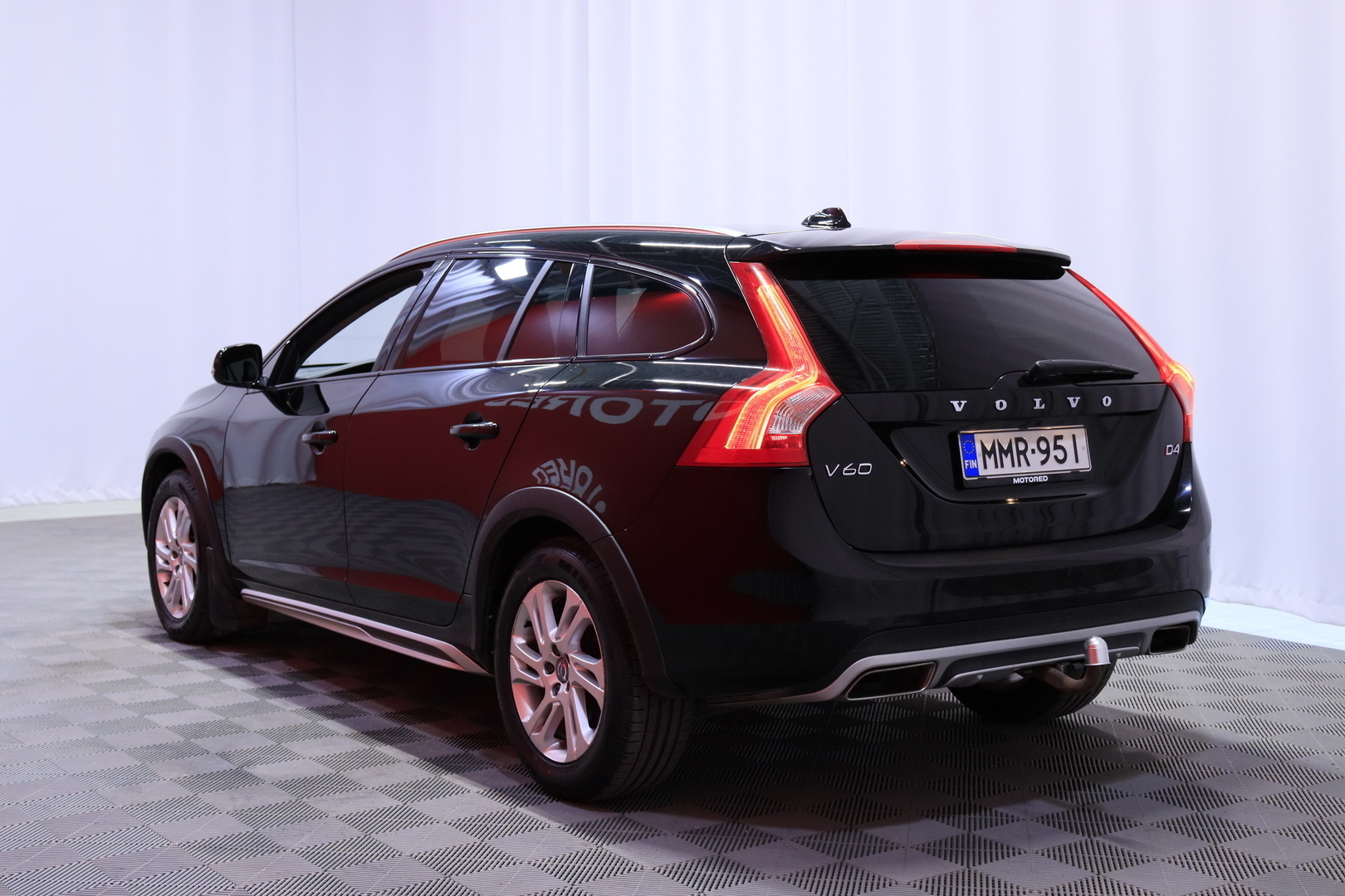 VOLVO V60 Cross Country 2016