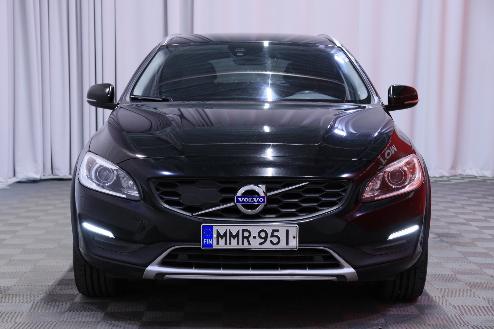 VOLVO V60 Cross Country 2016