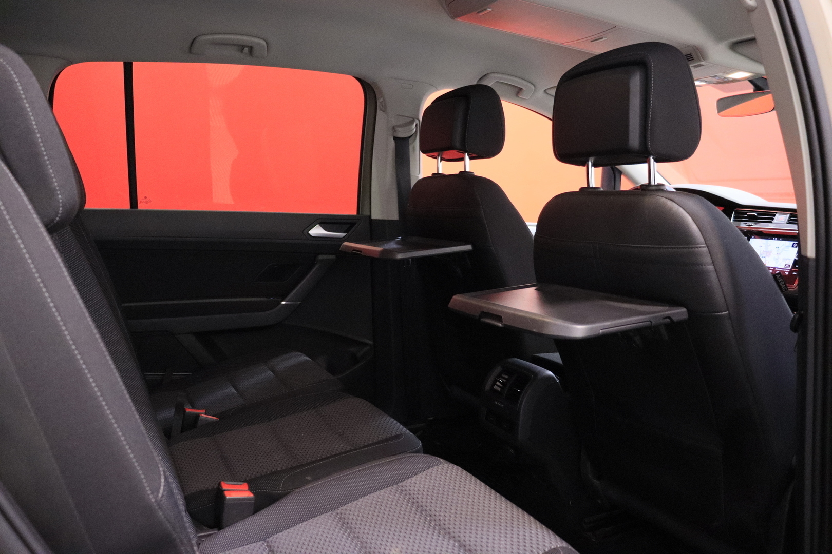 VOLKSWAGEN Touran 2018