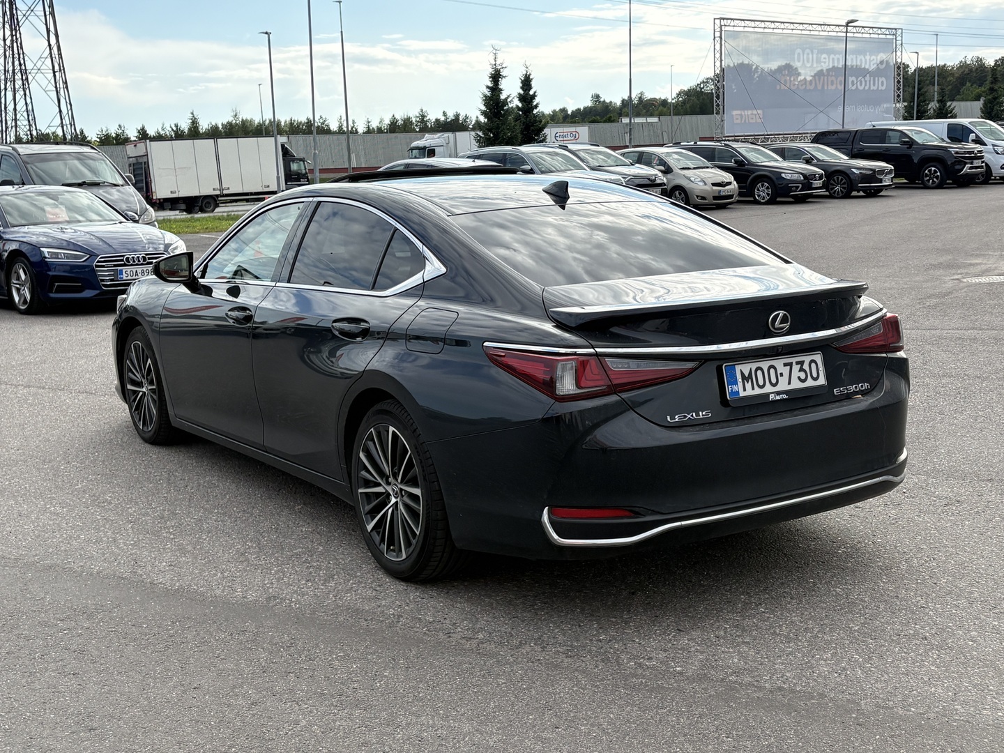 LEXUS ES 2023