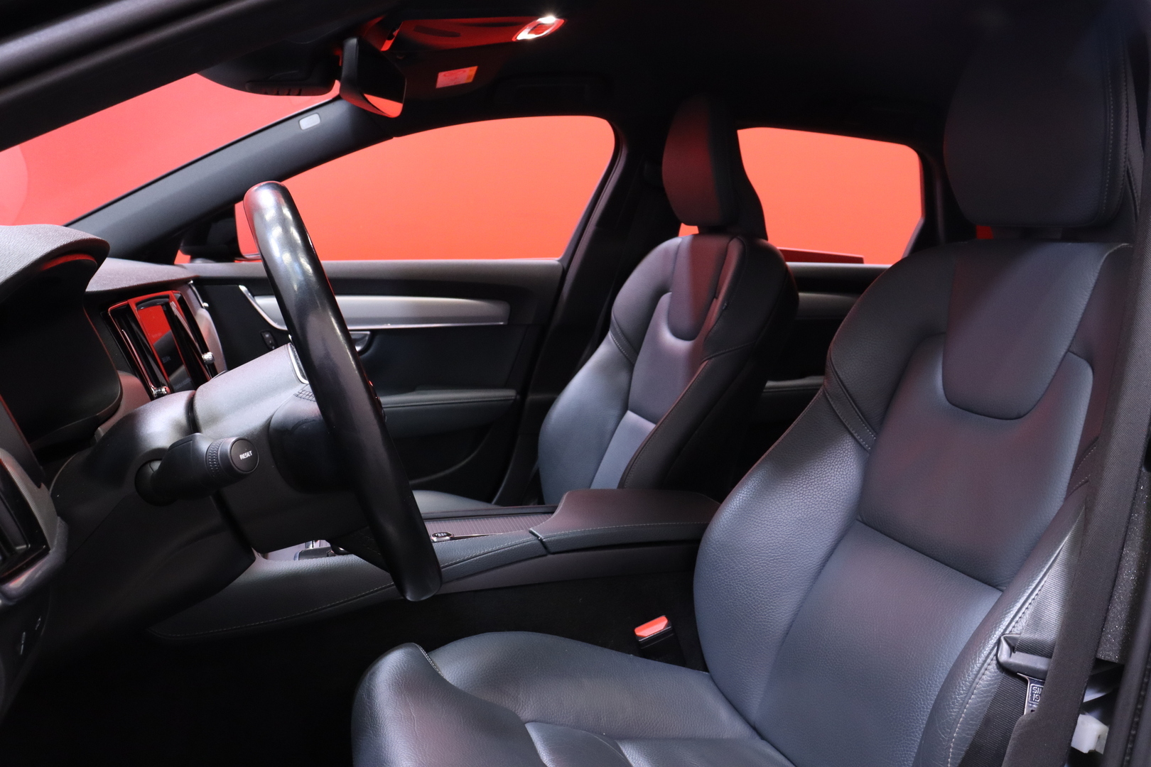 VOLVO V90 Cross Country 2021