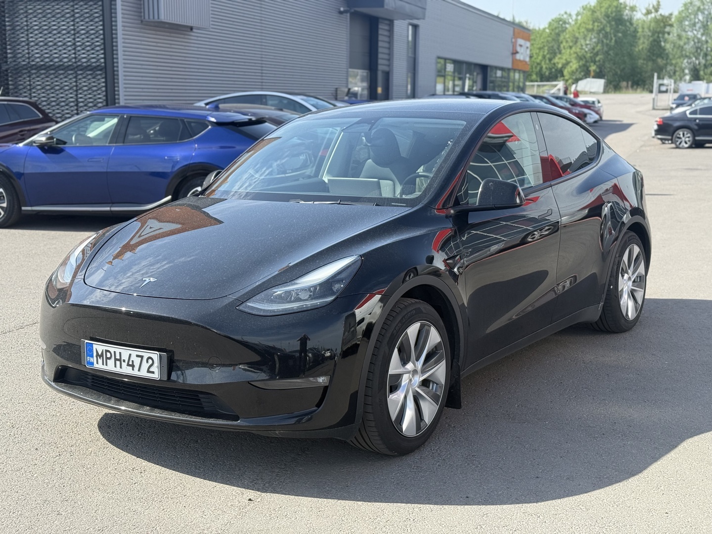 TESLA Model Y 2023