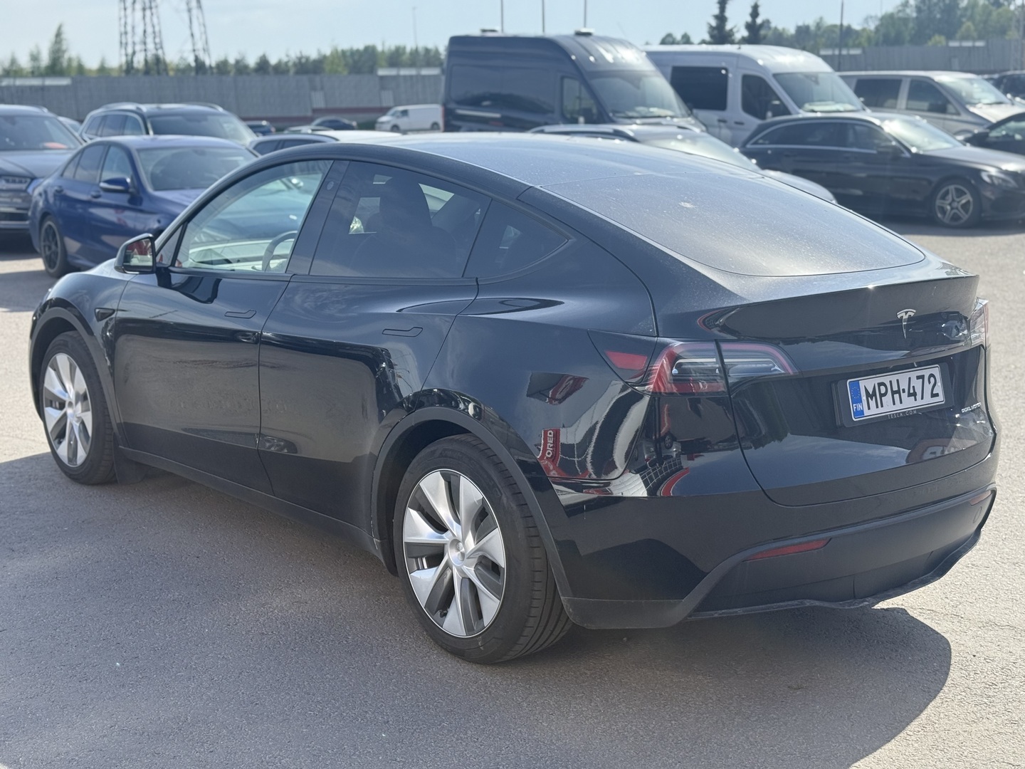 TESLA Model Y 2023