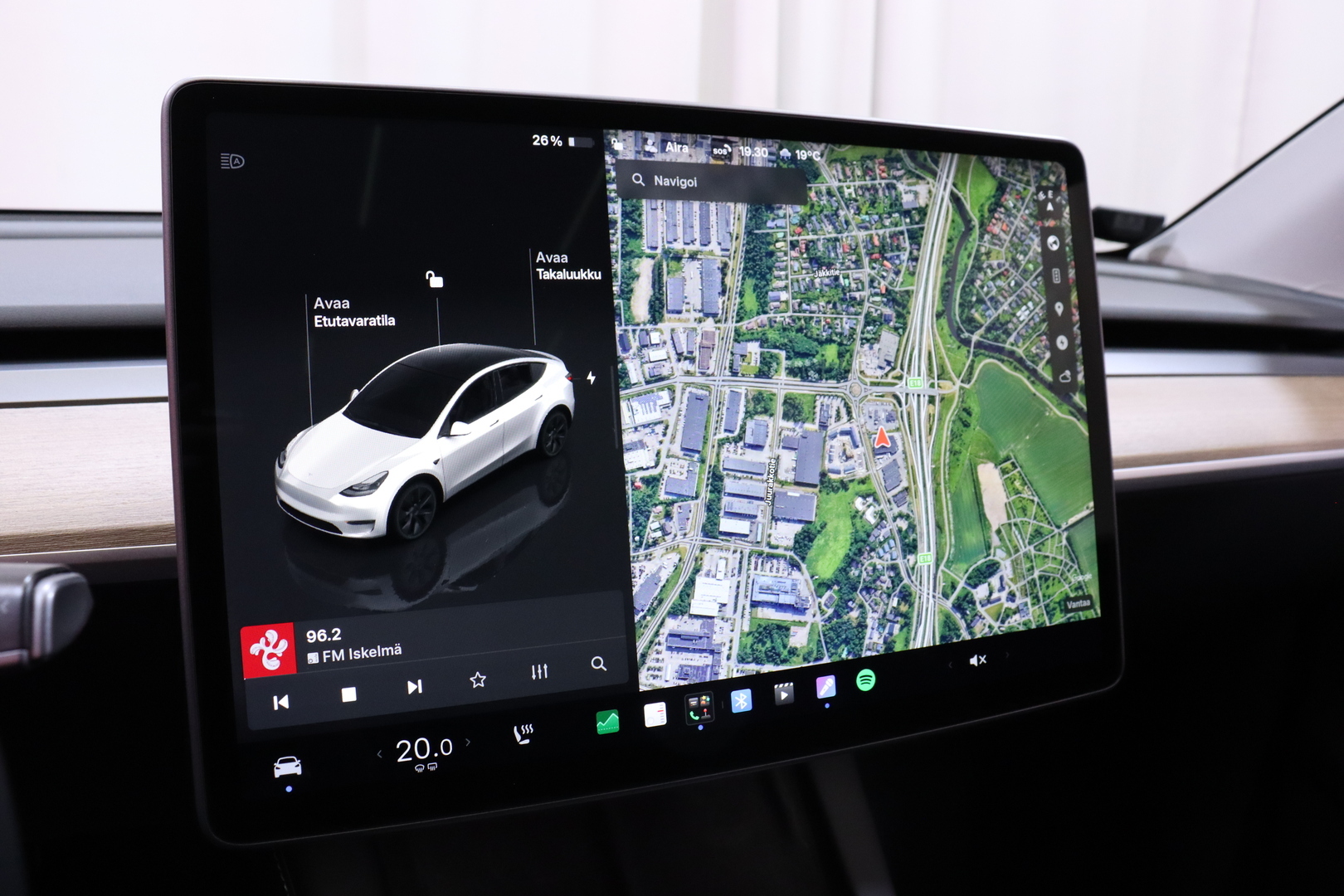 TESLA Model Y 2022