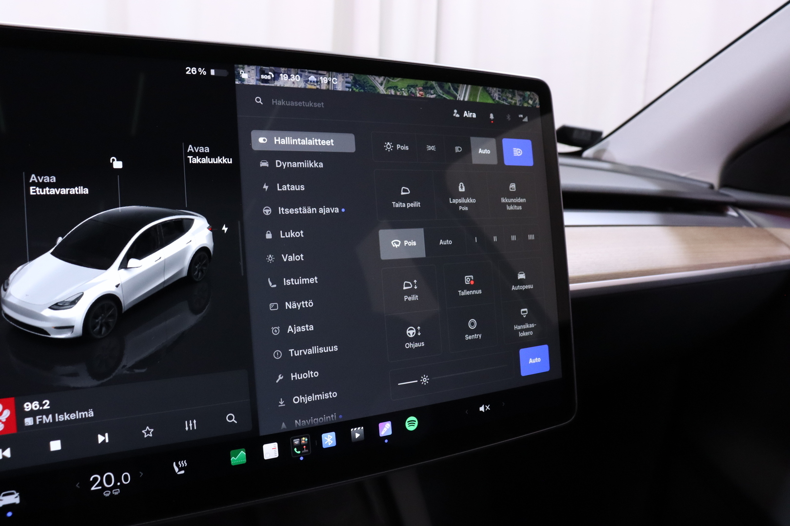 TESLA Model Y 2022