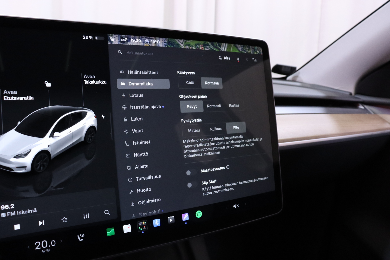 TESLA Model Y 2022