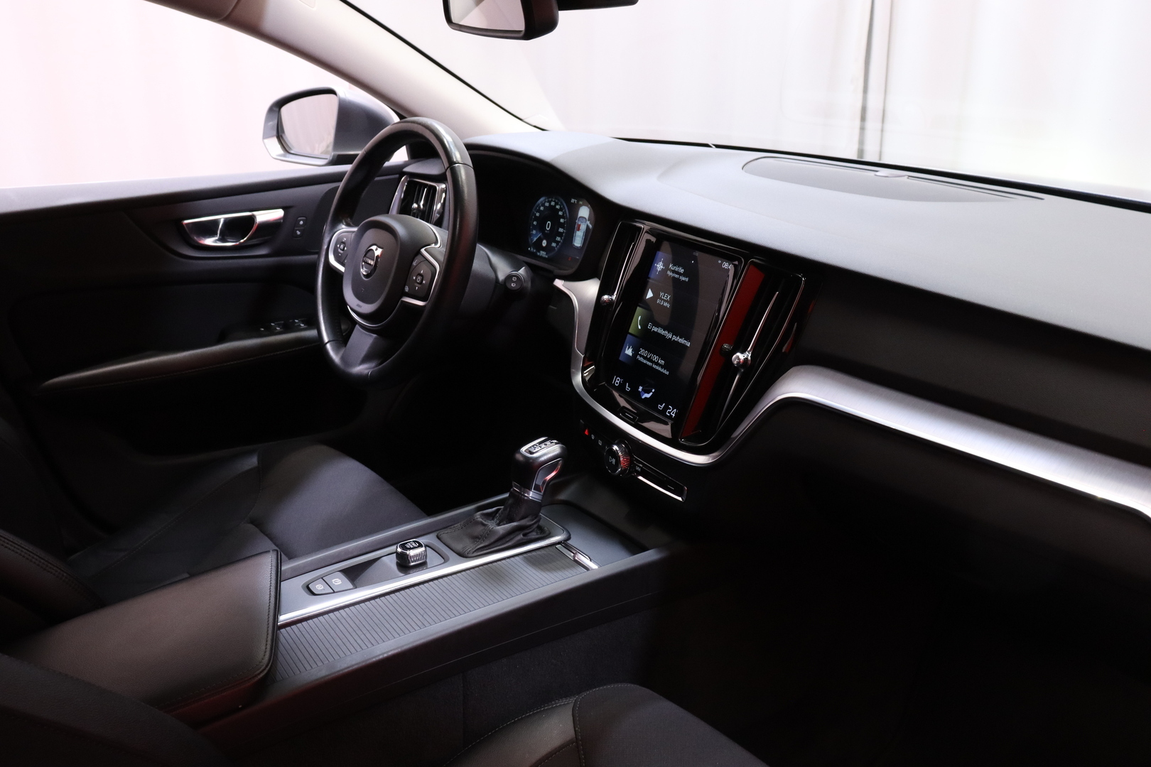 VOLVO V60 2019
