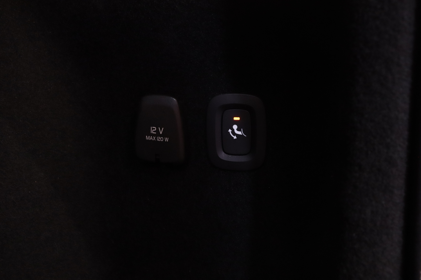 VOLVO V60 2019