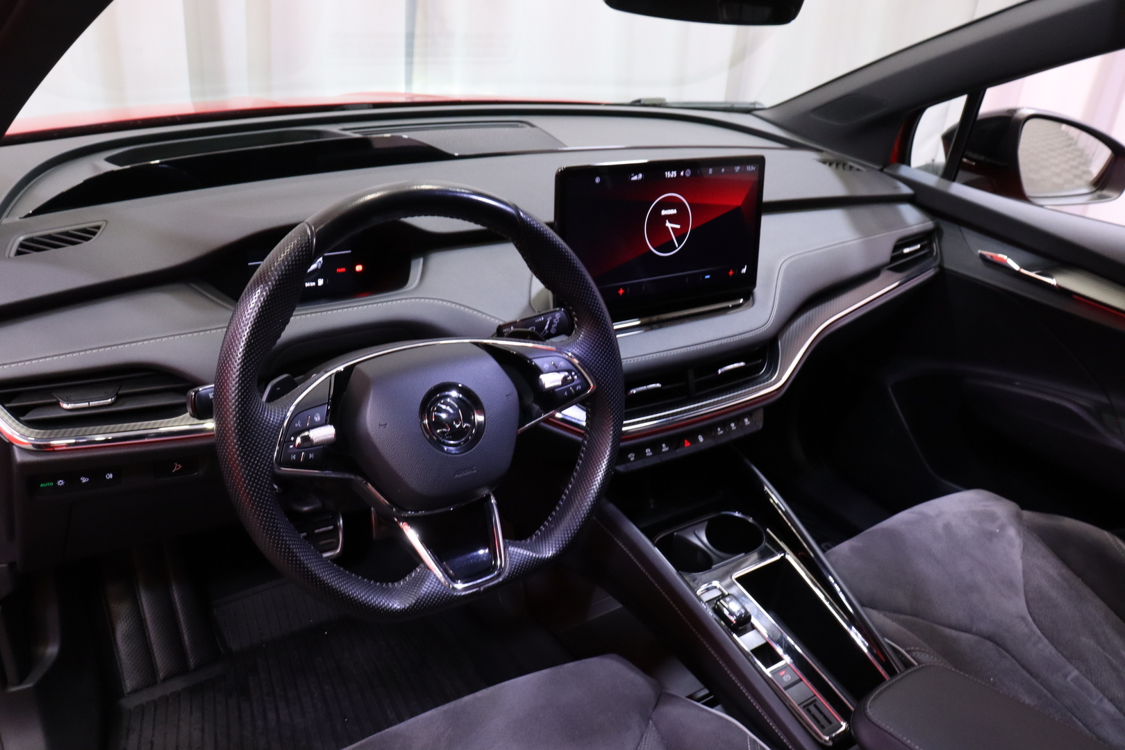 SKODA Enyaq 2023