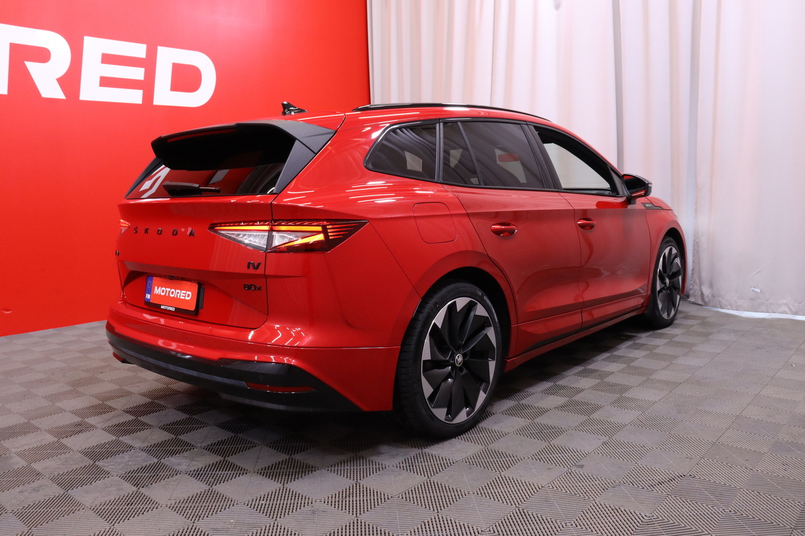 SKODA Enyaq 2023