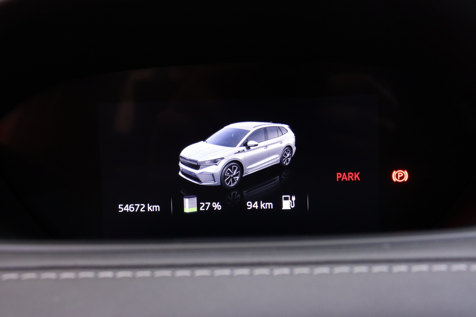 SKODA Enyaq 2023