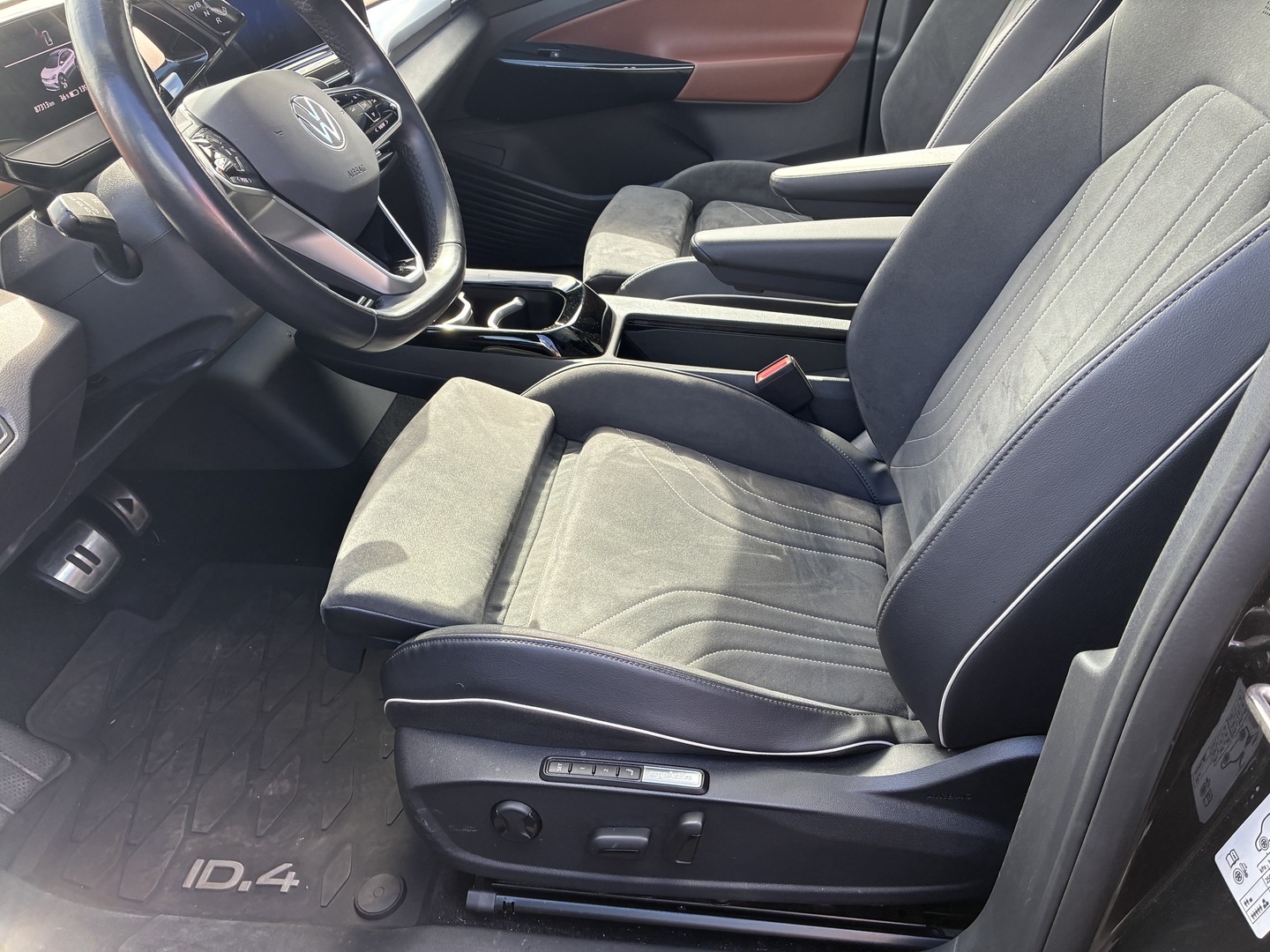 VOLKSWAGEN ID.4 2021