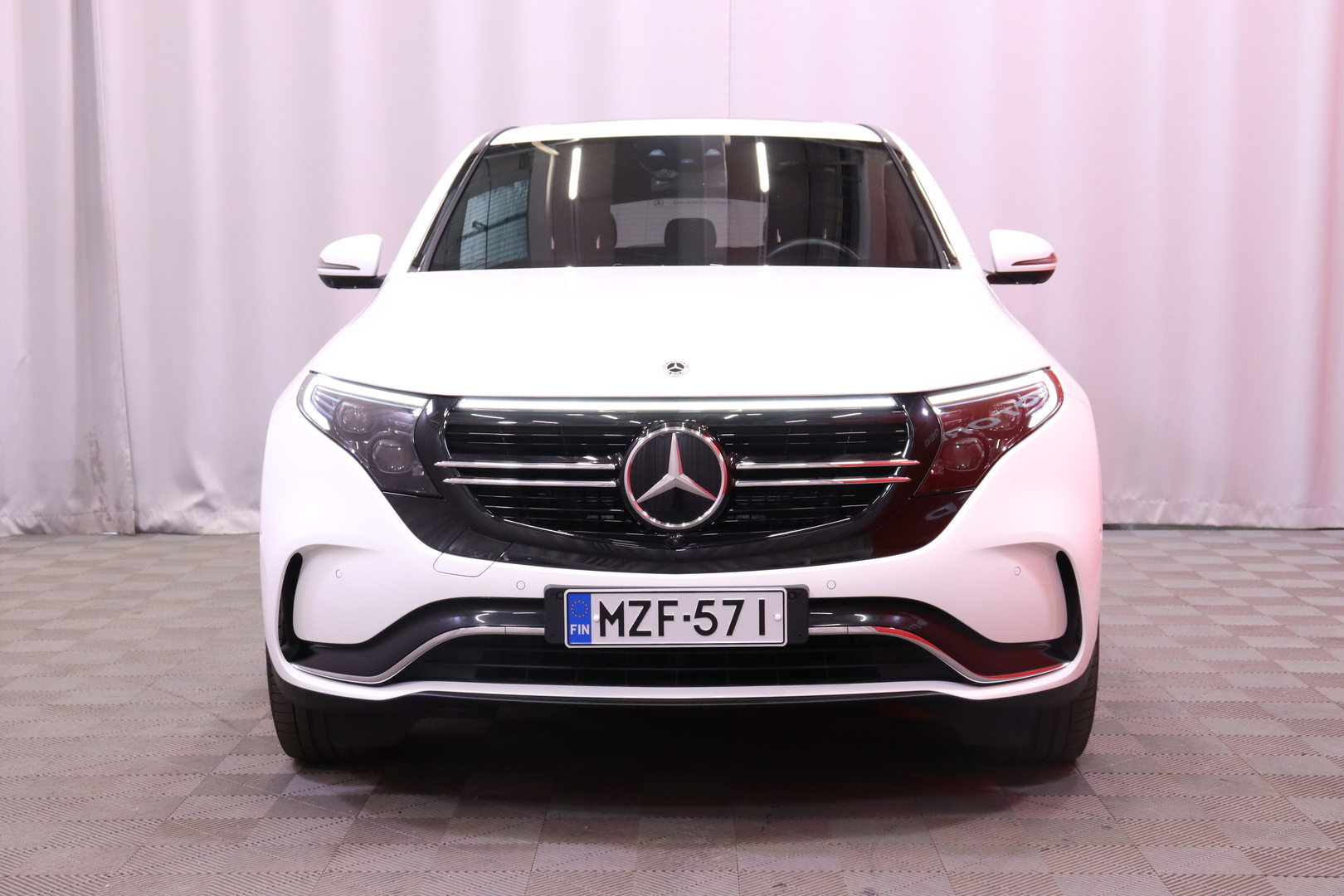 MERCEDES-BENZ EQC 2022